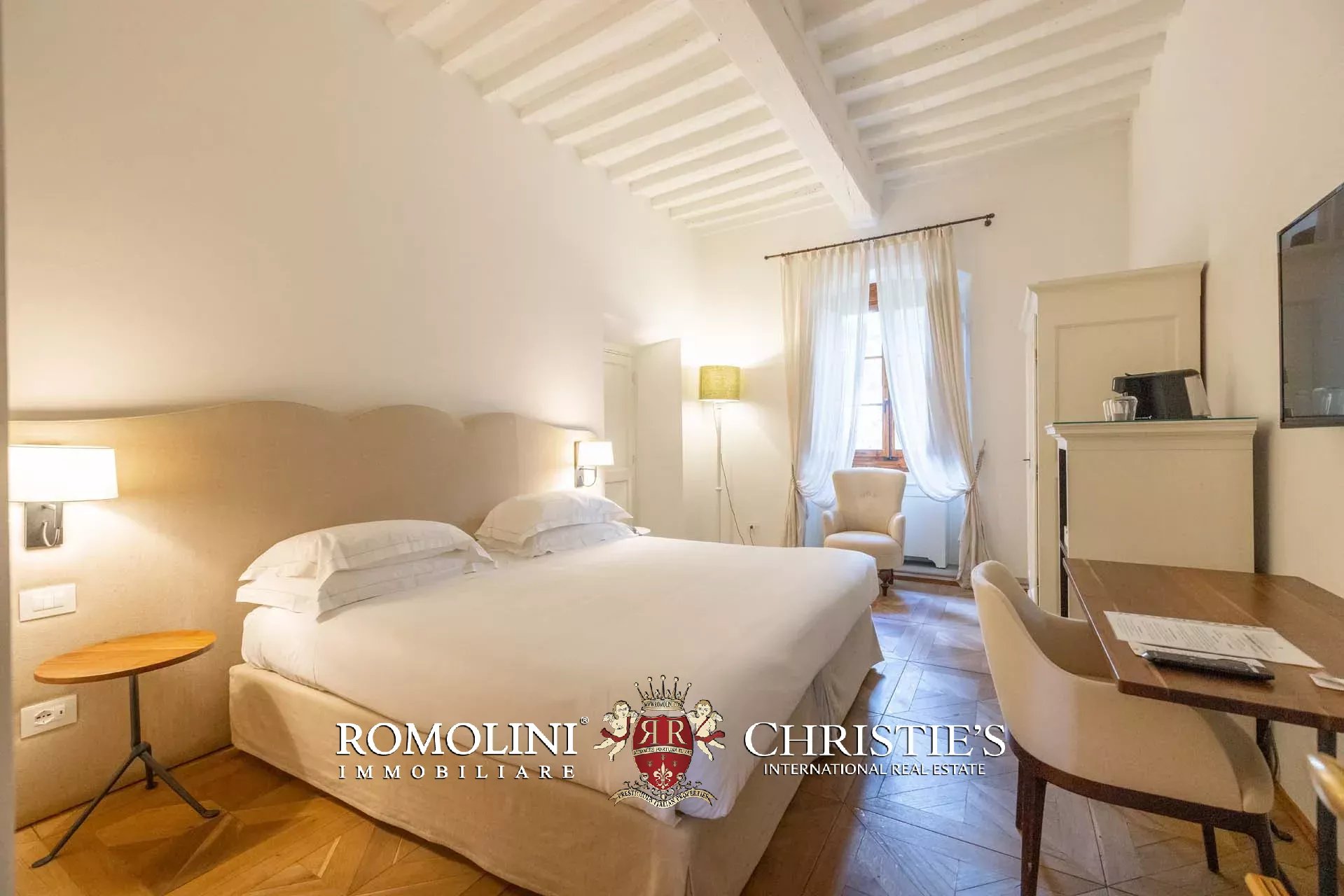 37 Bedroom Villa/Townhouse's Image 53