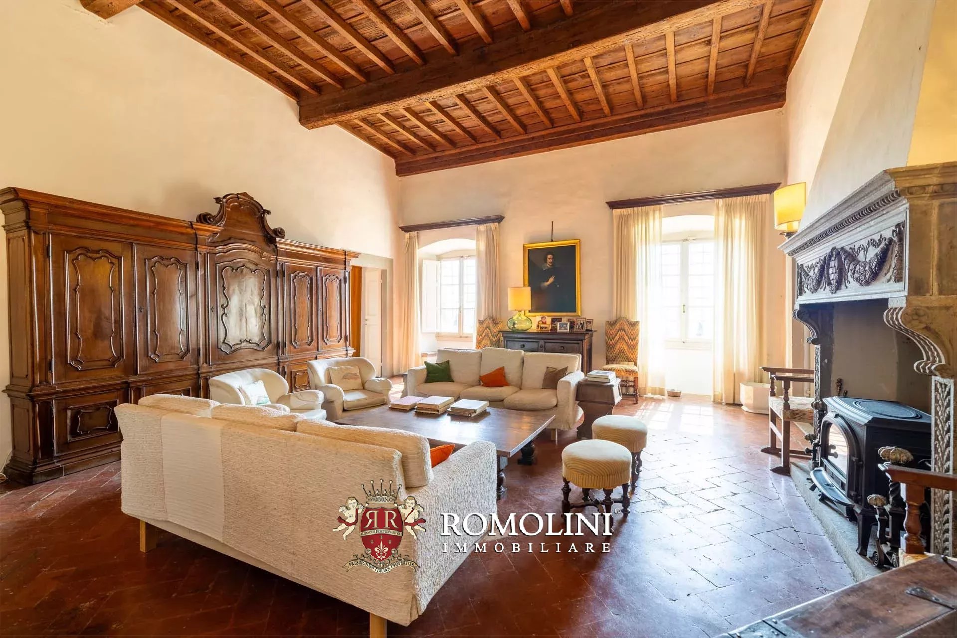 7 Bedroom Villa/Townhouse's Image 40
