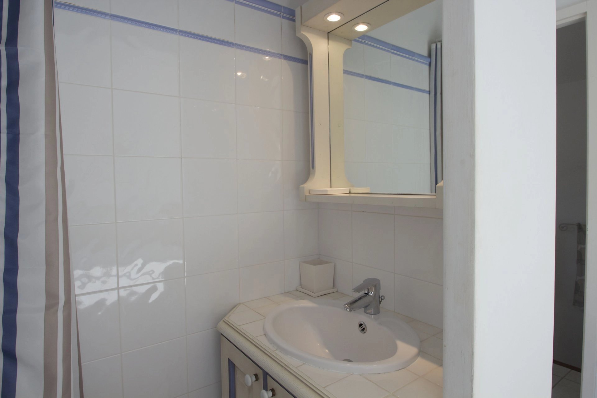Roquebrune/s Argens, Villa -4 bedrooms -90m2- in luxury domaine, with pool & tennis