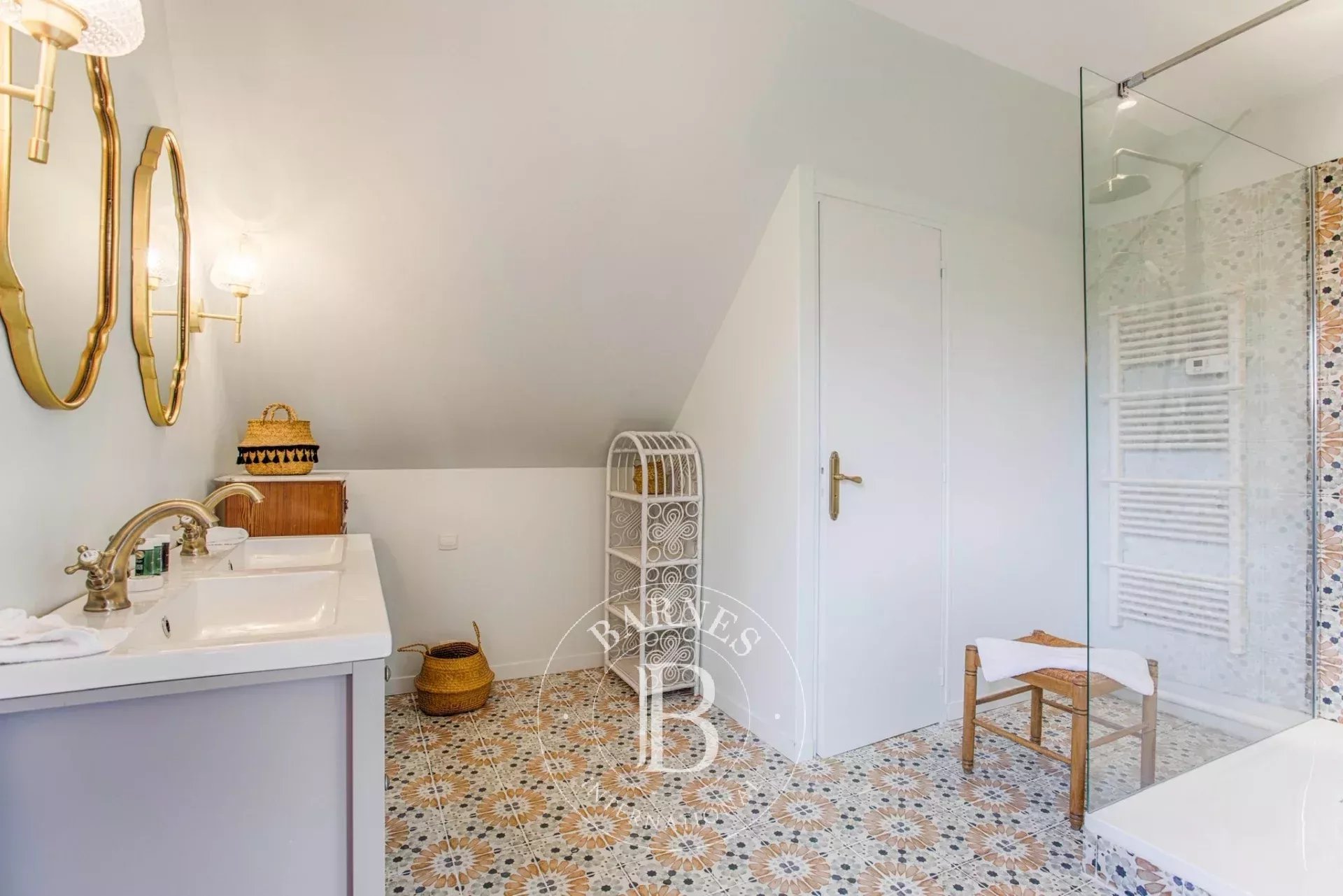 Saint-Étienne-la-Thillaye  - Propriété 8 Pi&egrave;ces 6 Chambres - picture 14