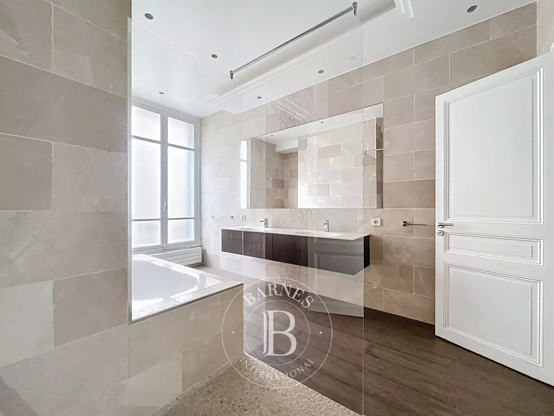 Daire Paris 16ème - picture 20