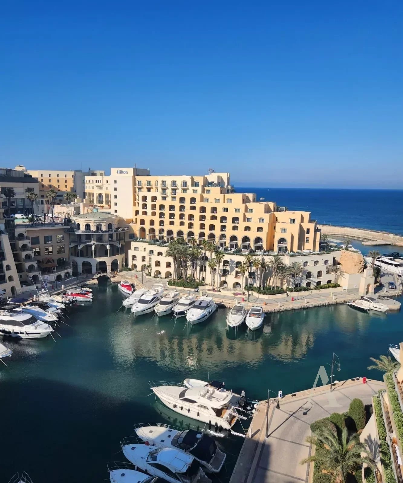 Luxurious Apartment in Portomaso, St. Julians - Malta