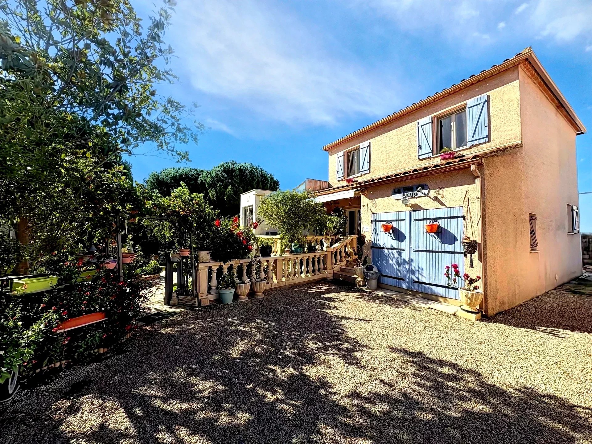 Agence immobilière de 