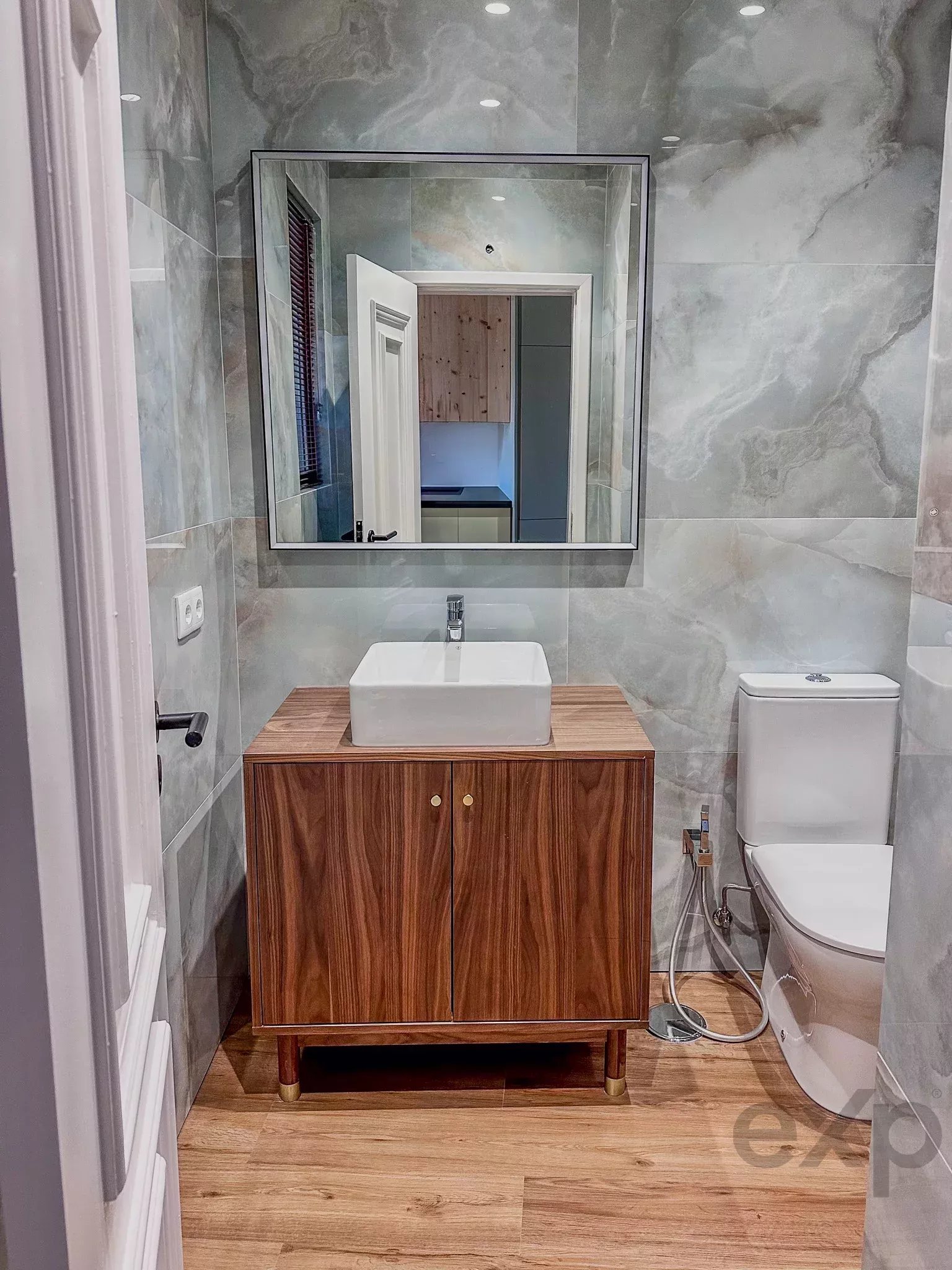 Beautifully renovated apartment in Arcadas do Estoril with sea view 86755453 image 18