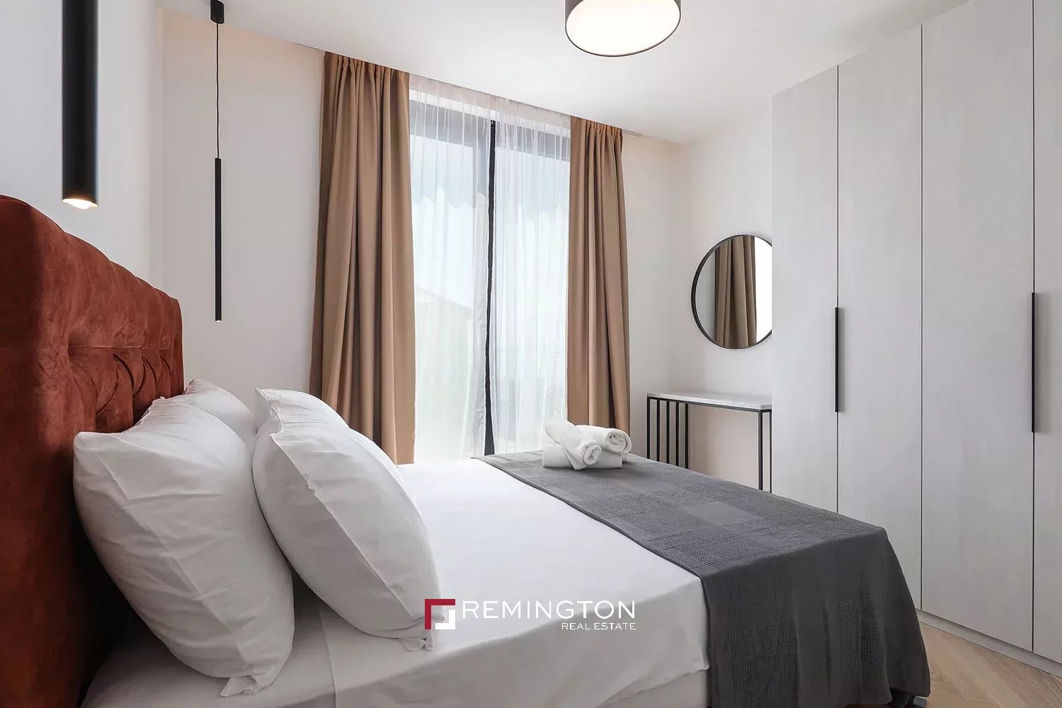 4 Bedroom Villa/Townhouse's Image 10