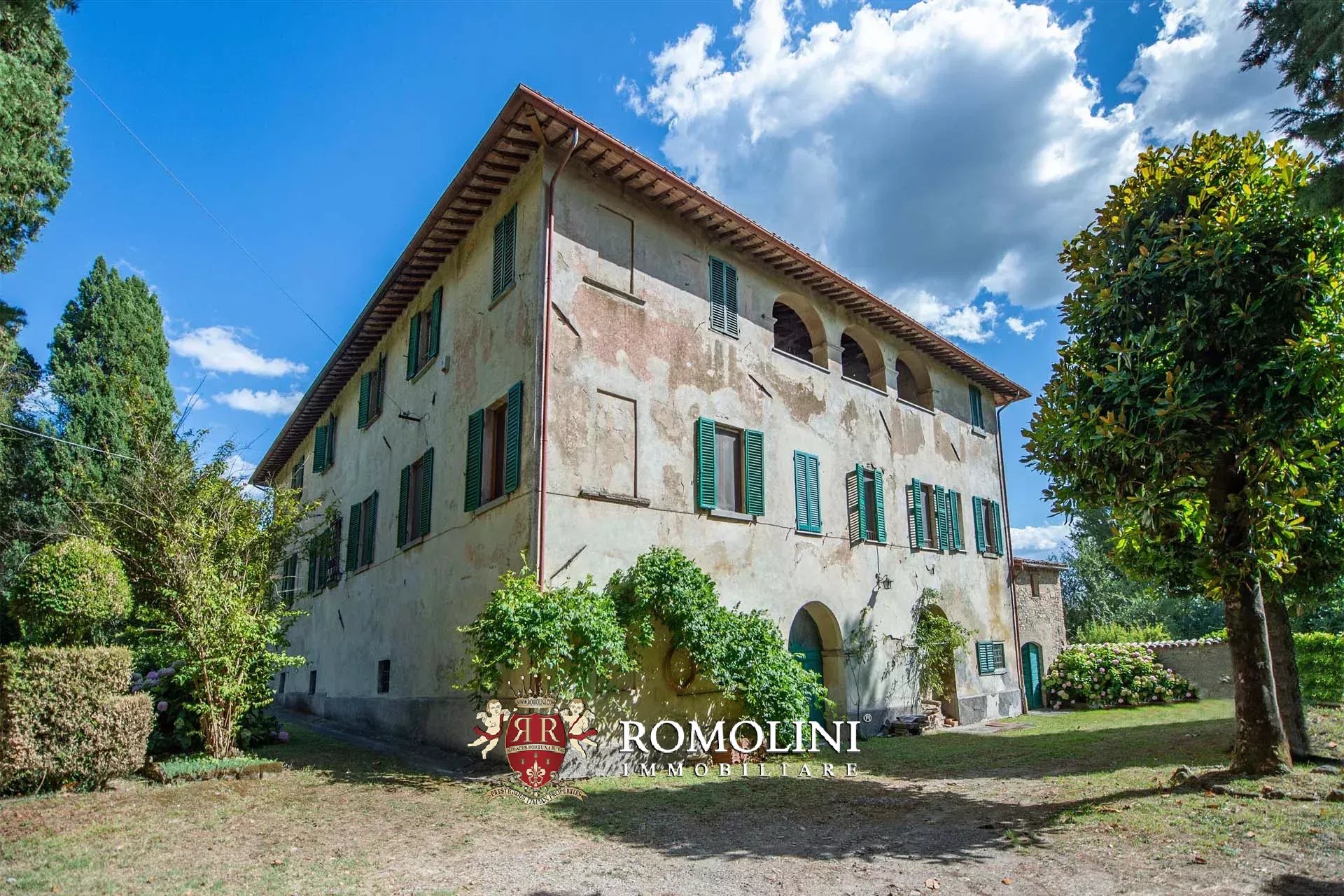 6 Bedroom Villa/Townhouse's Image 17