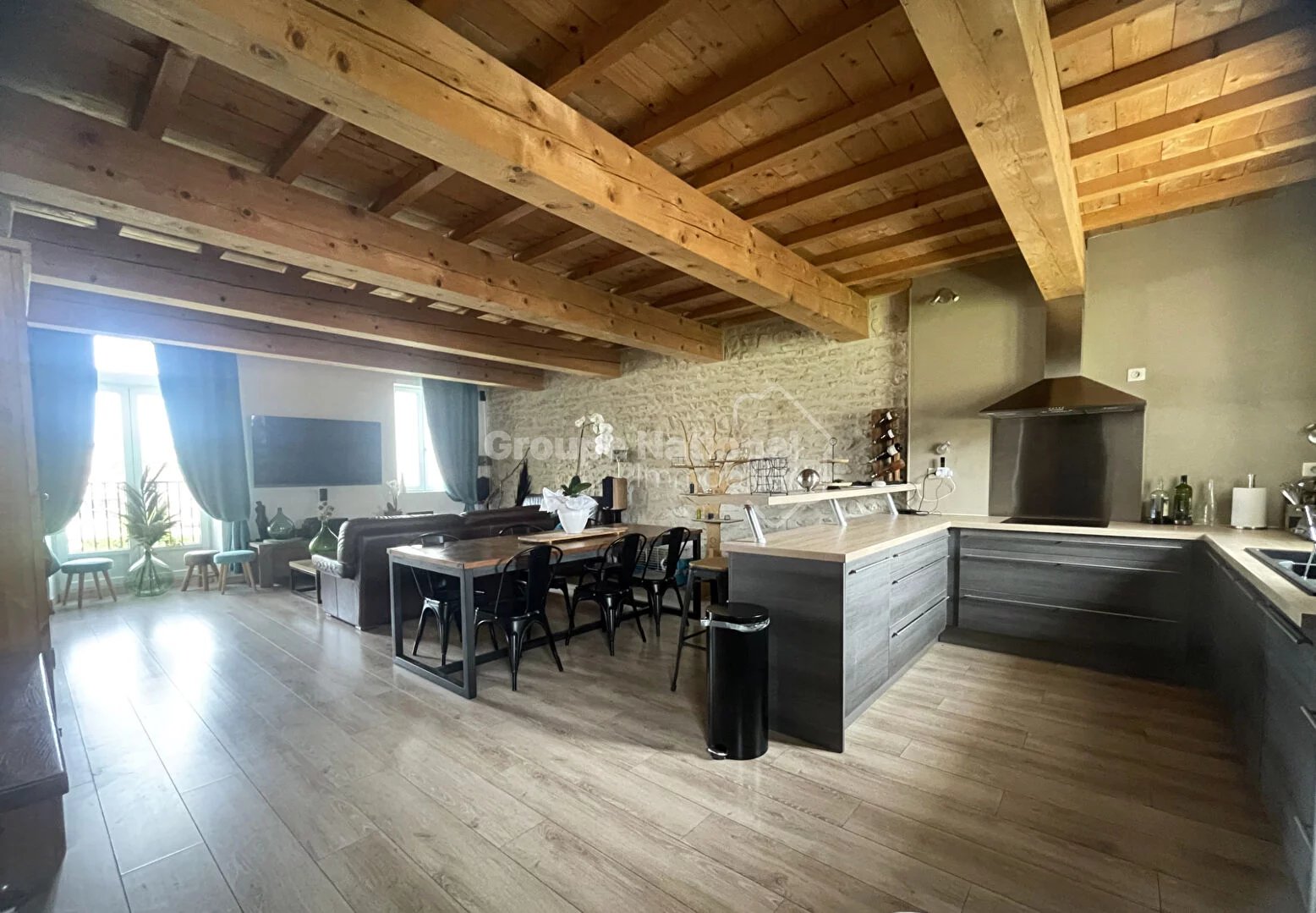A VENDRE Châteaurenard partie de mas  4 chambres, extérieur