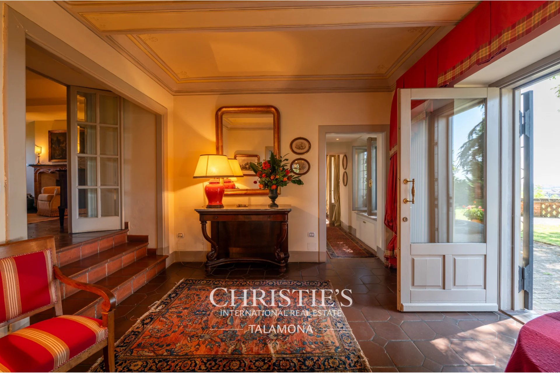 10 Bedroom Villa/Townhouse's Image 37