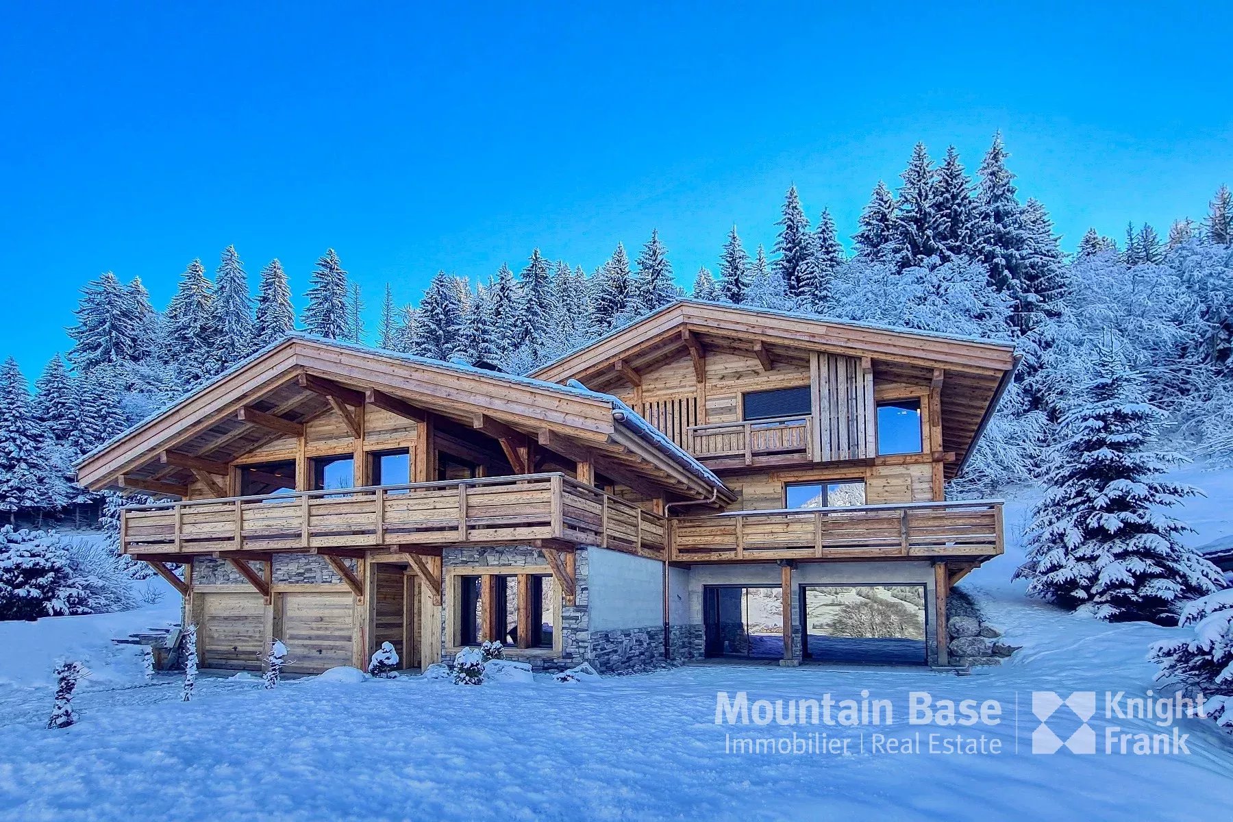 Exceptional, ski-in, ski-out new-build 6-bedroom chalet with pool close to the ski slopes Accommodation in Chamonix