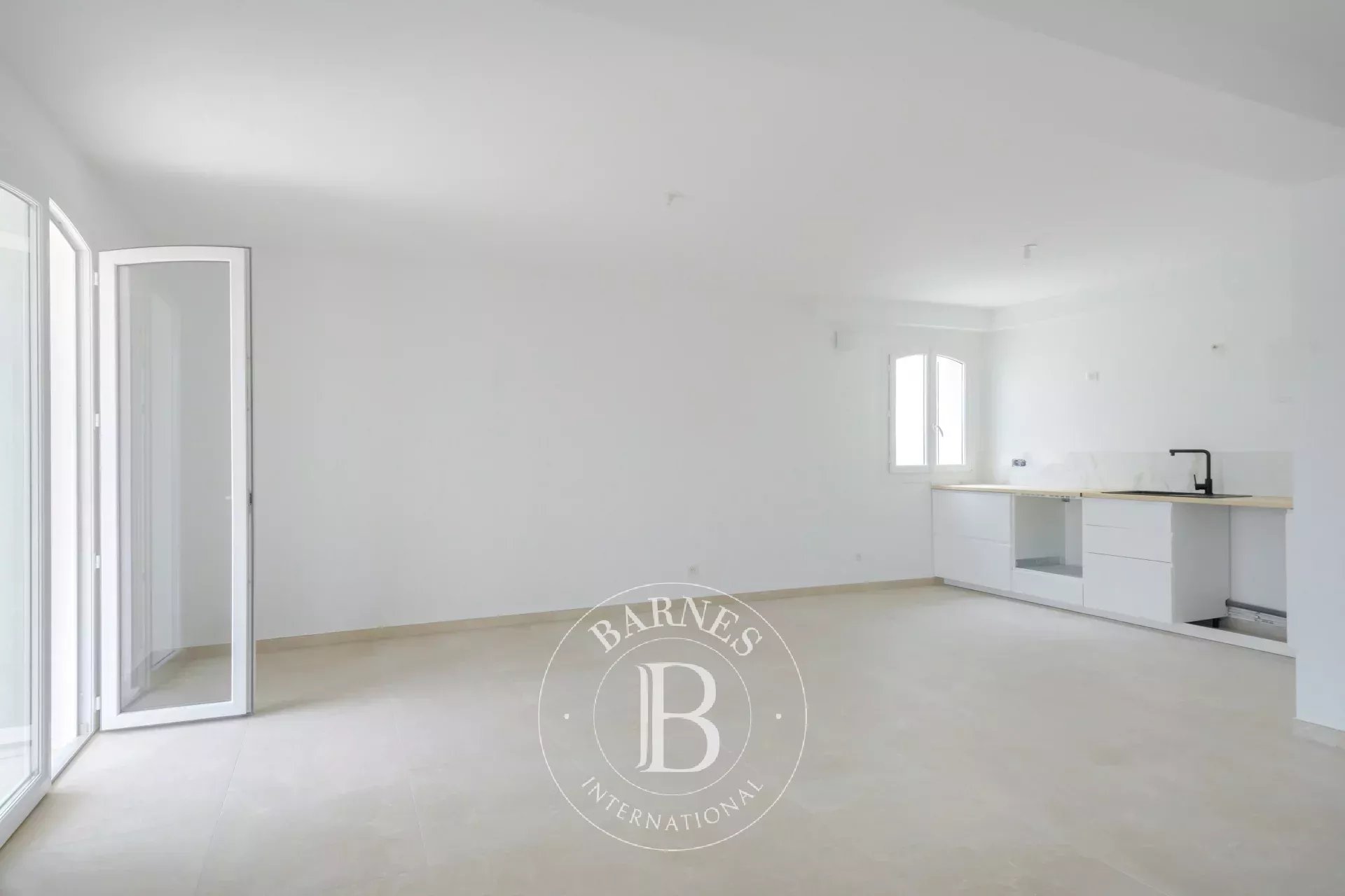 Daire Carry-le-Rouet