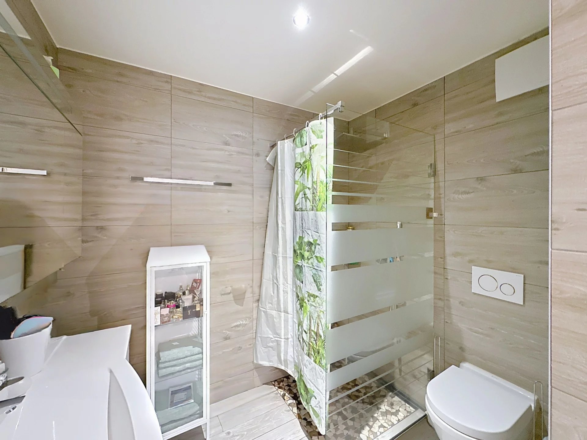 Villa de deux appartements 4.5 pièces