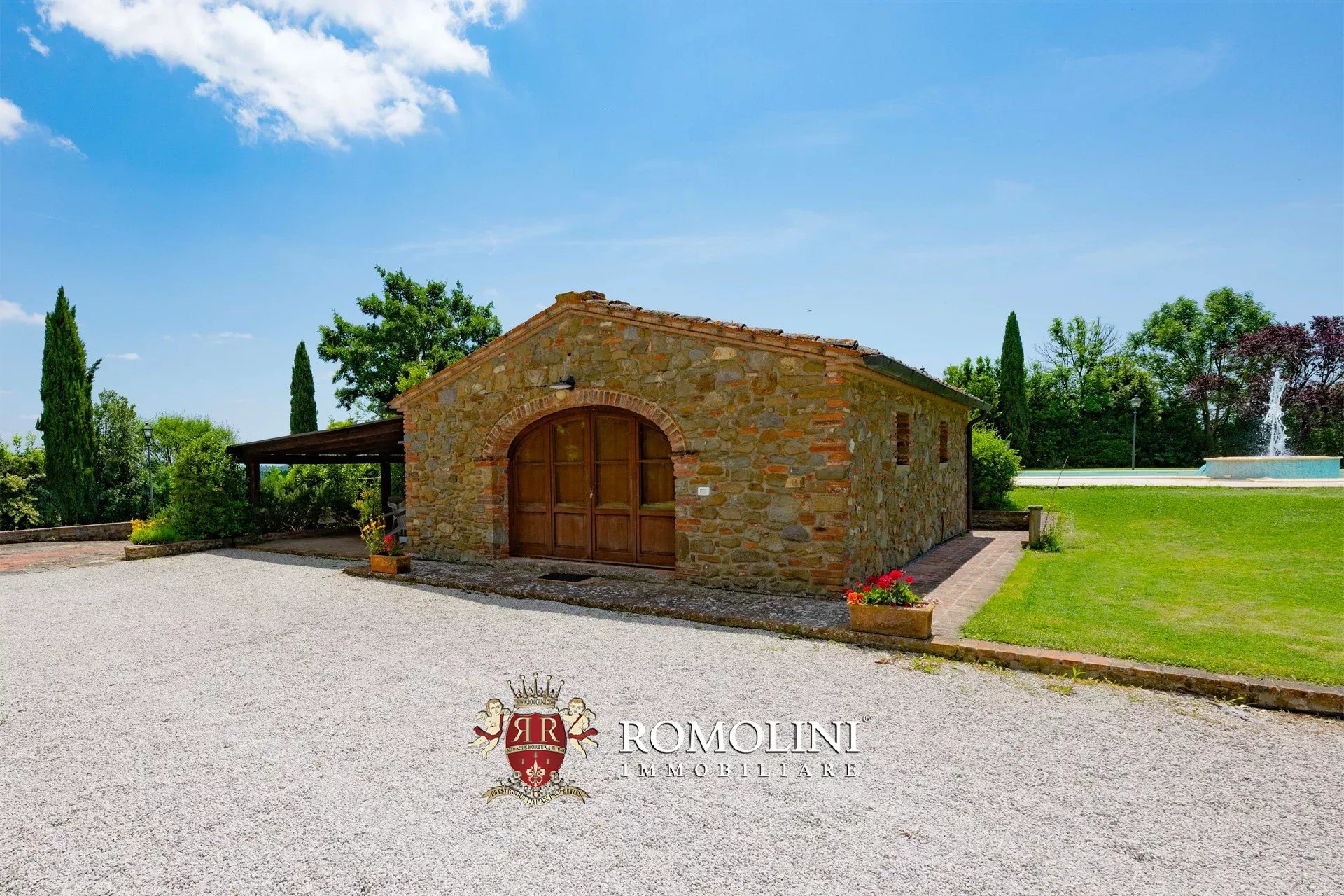 5 Bedroom Villa/Townhouse's Image 46