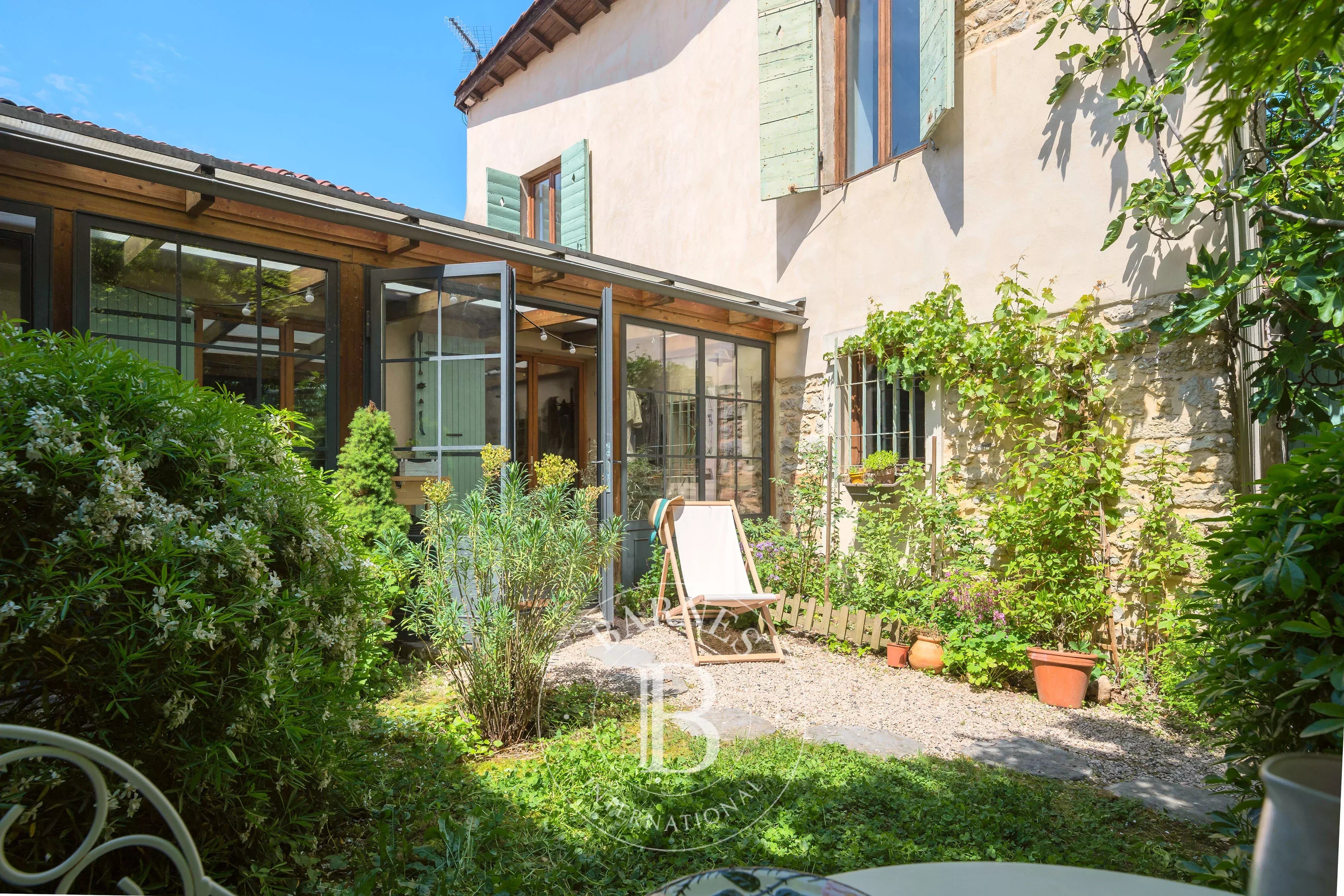 Maison de village Saint-Didier-au-Mont-d'Or  -  ref 86962186 (picture 1)