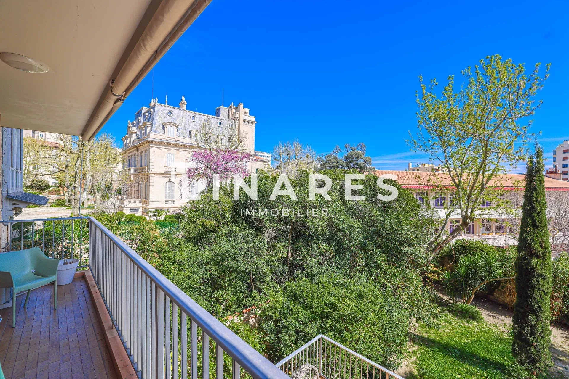 L'IDÉAL - Appartement T3/4 de 115m2 traversant - Double terrasse - Box - 13008 Paradis