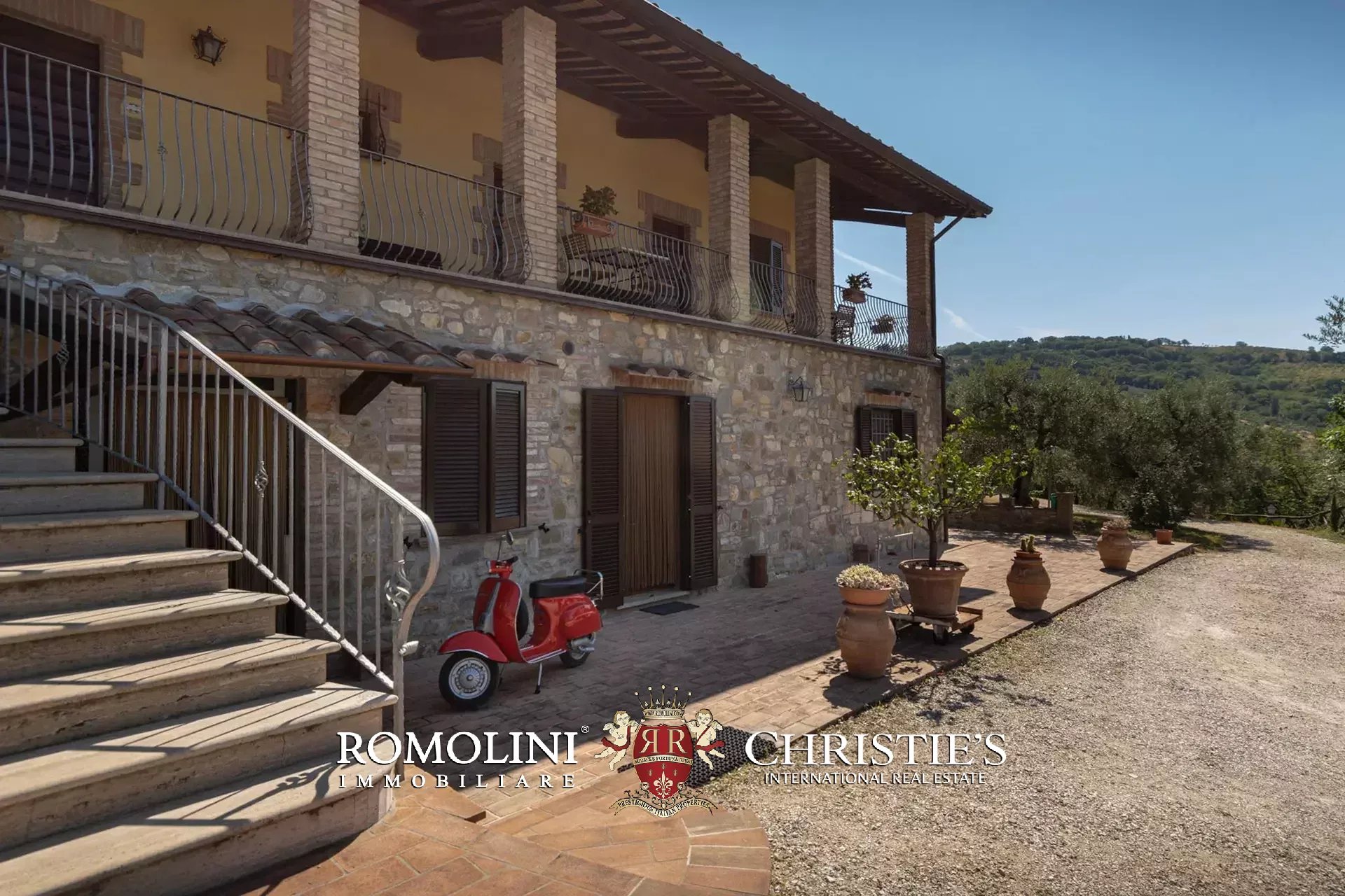 9 Bedroom Villa/Townhouse's Image 5