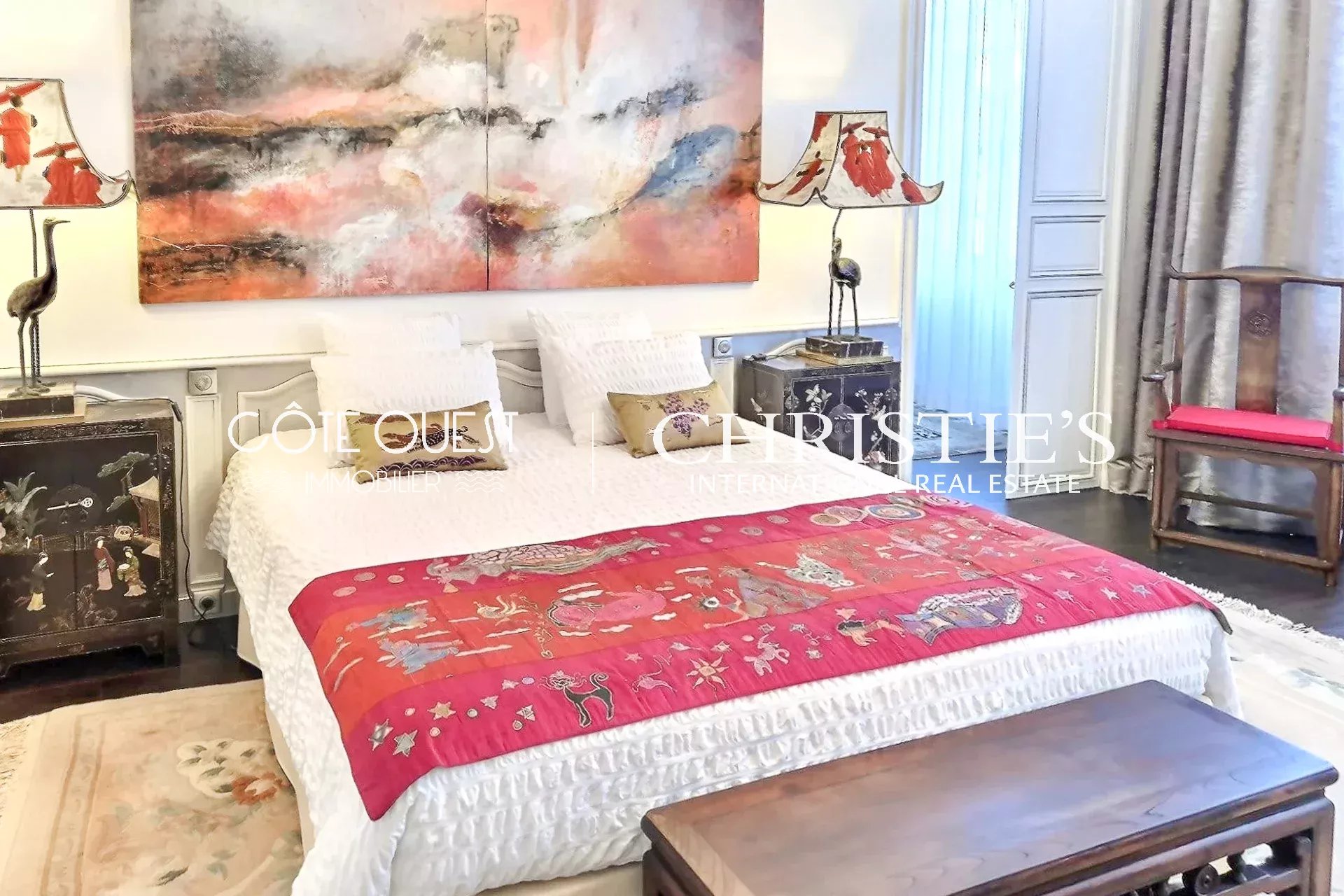 10 Bedroom Villa/Townhouse's Image 14