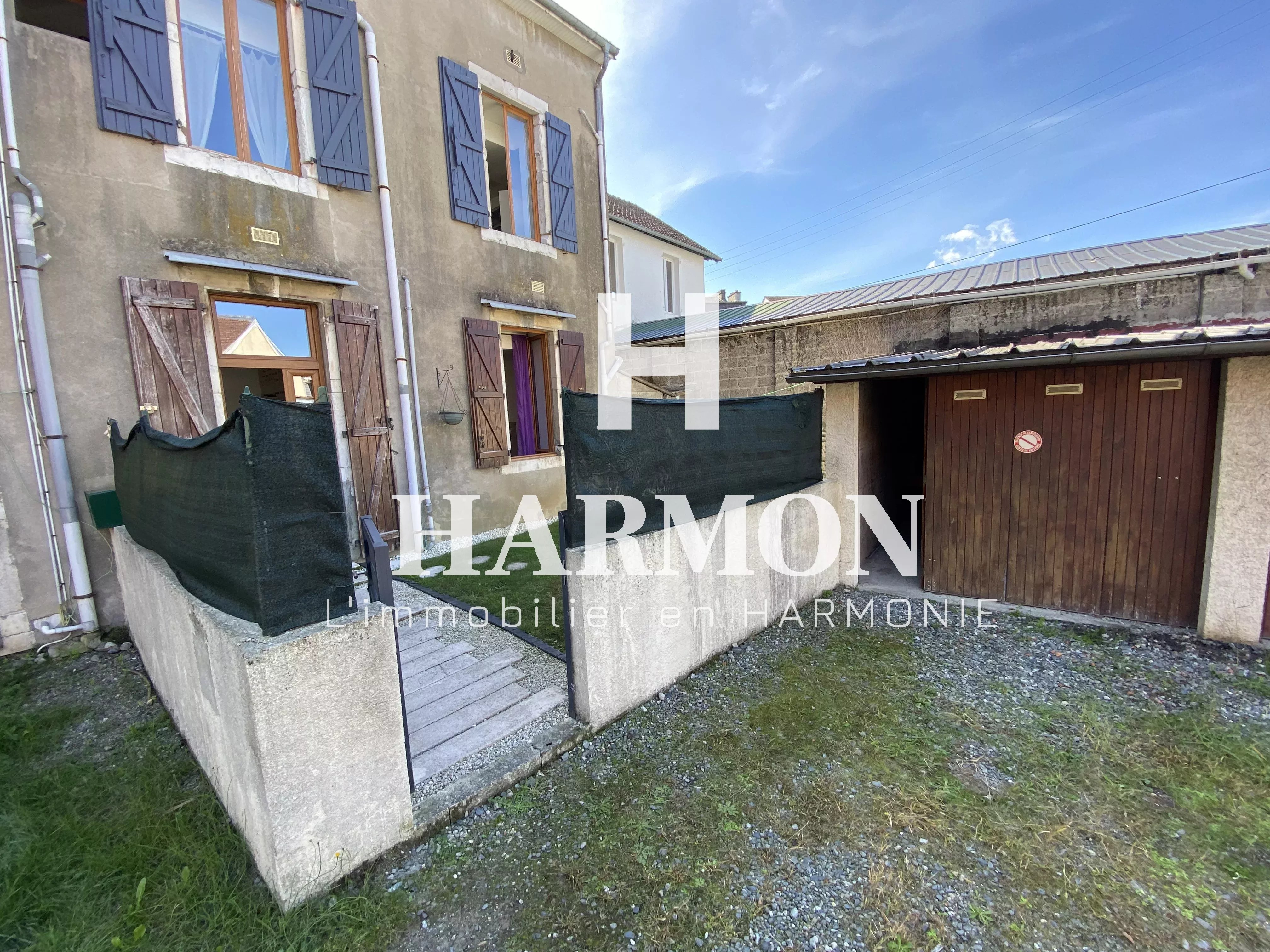 Harmon à vendre : PAU SUD T2 avec jardin et garage