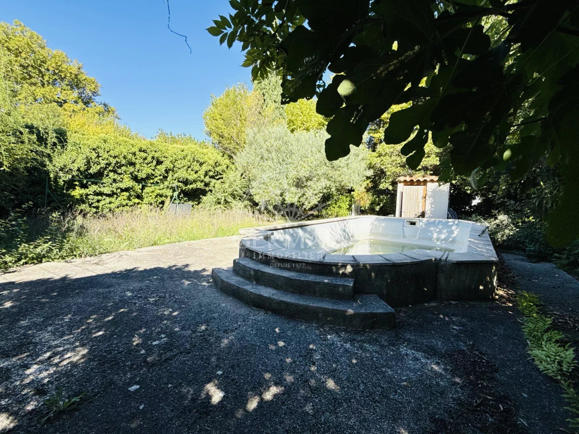 Agence immobilière de 