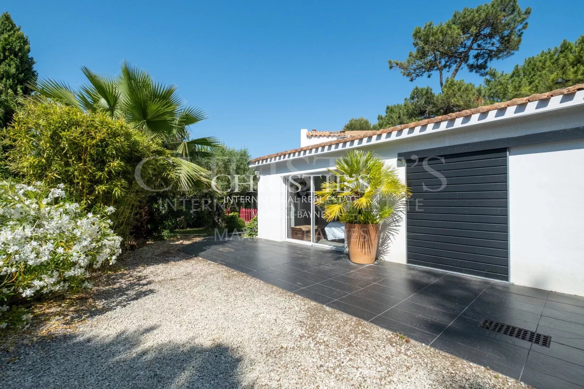 4 Bedroom Villa/Townhouse's Image 13