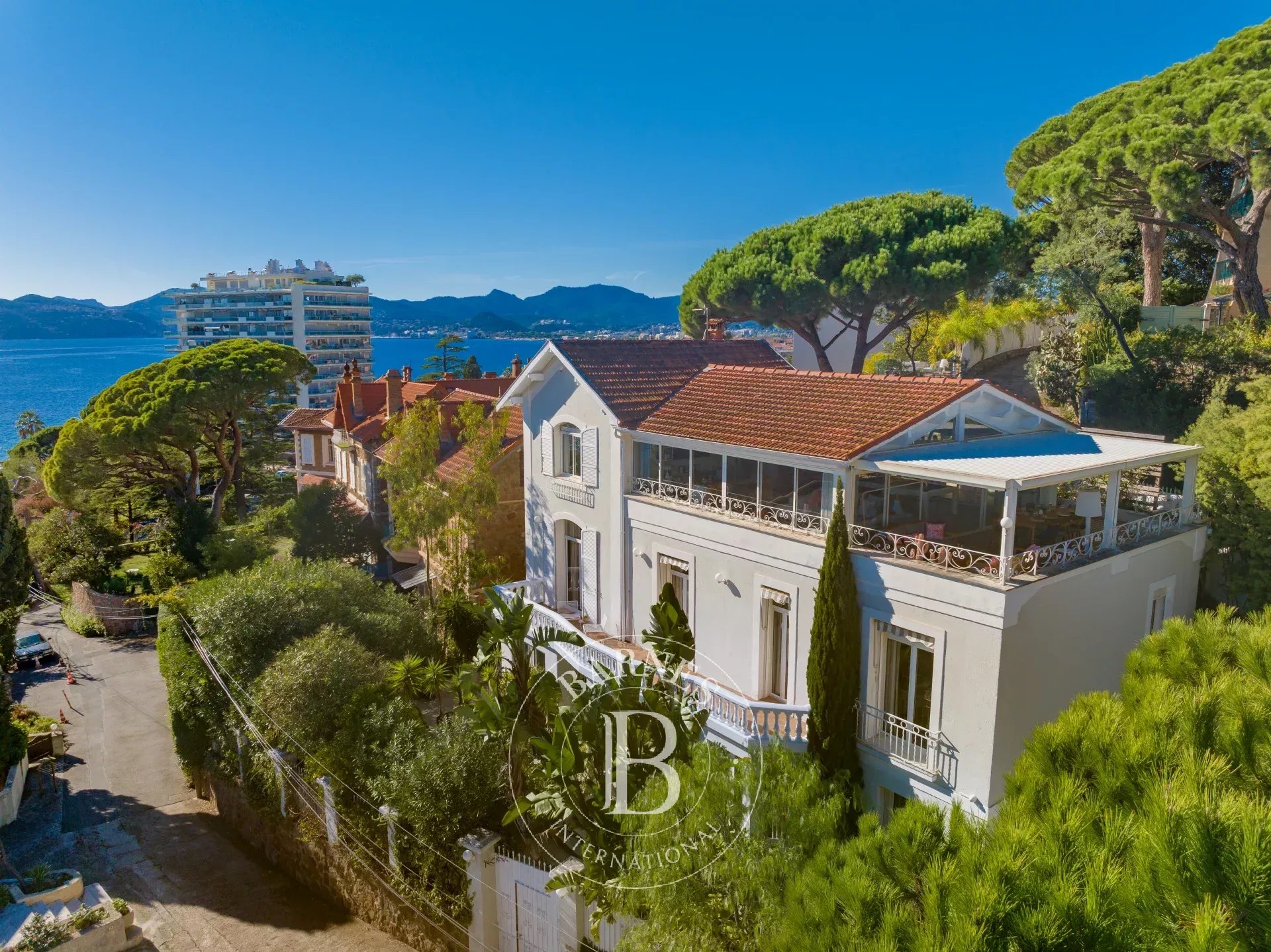 Cannes  - Villa 7 Pi&egrave;ces 4 Chambres - picture 17