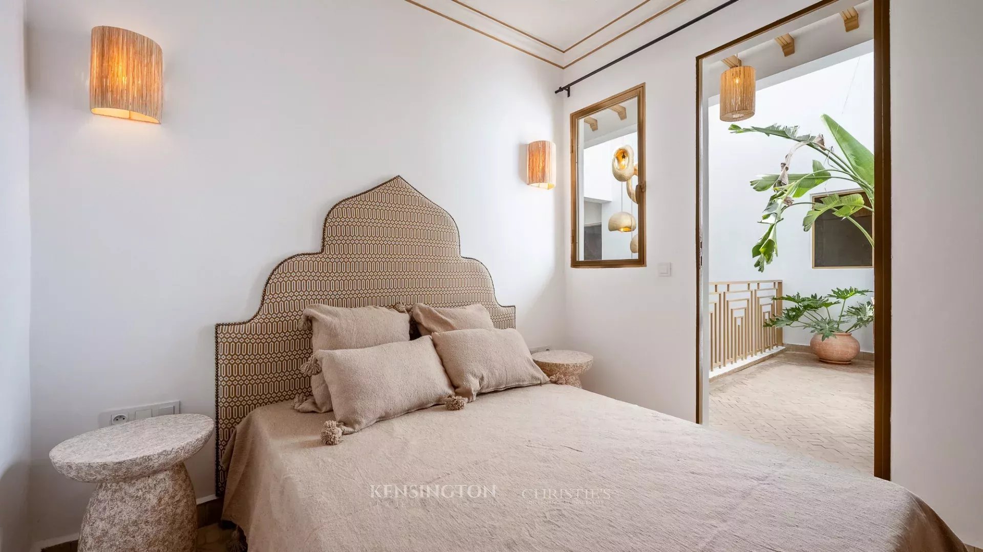 5 Bedroom Villa/Townhouse's Image 12