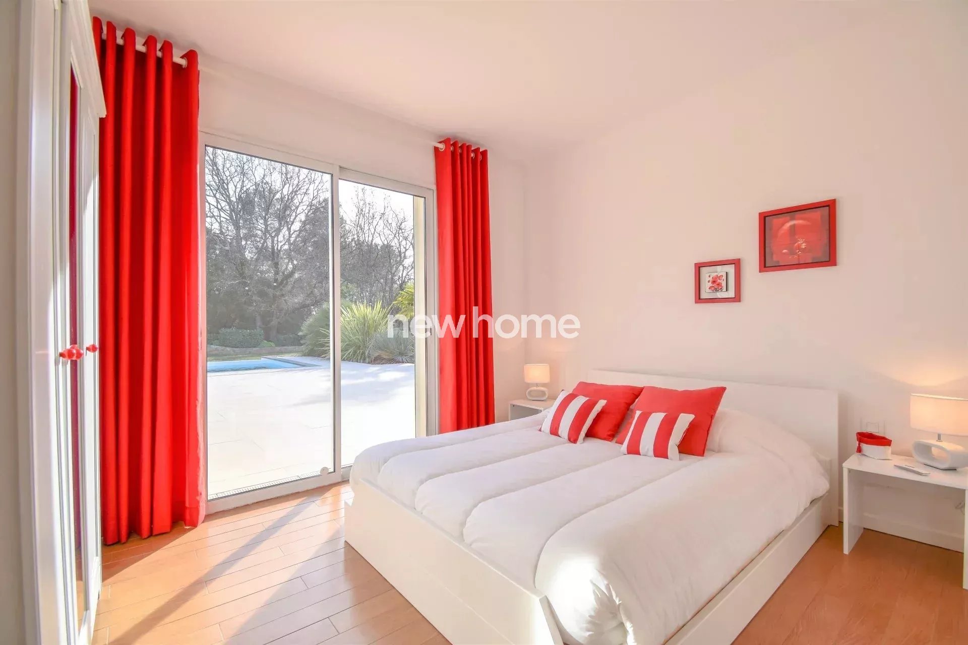 Magnifique villa de 220 m² avec tout le confort moderne à pied du village de Lorgues