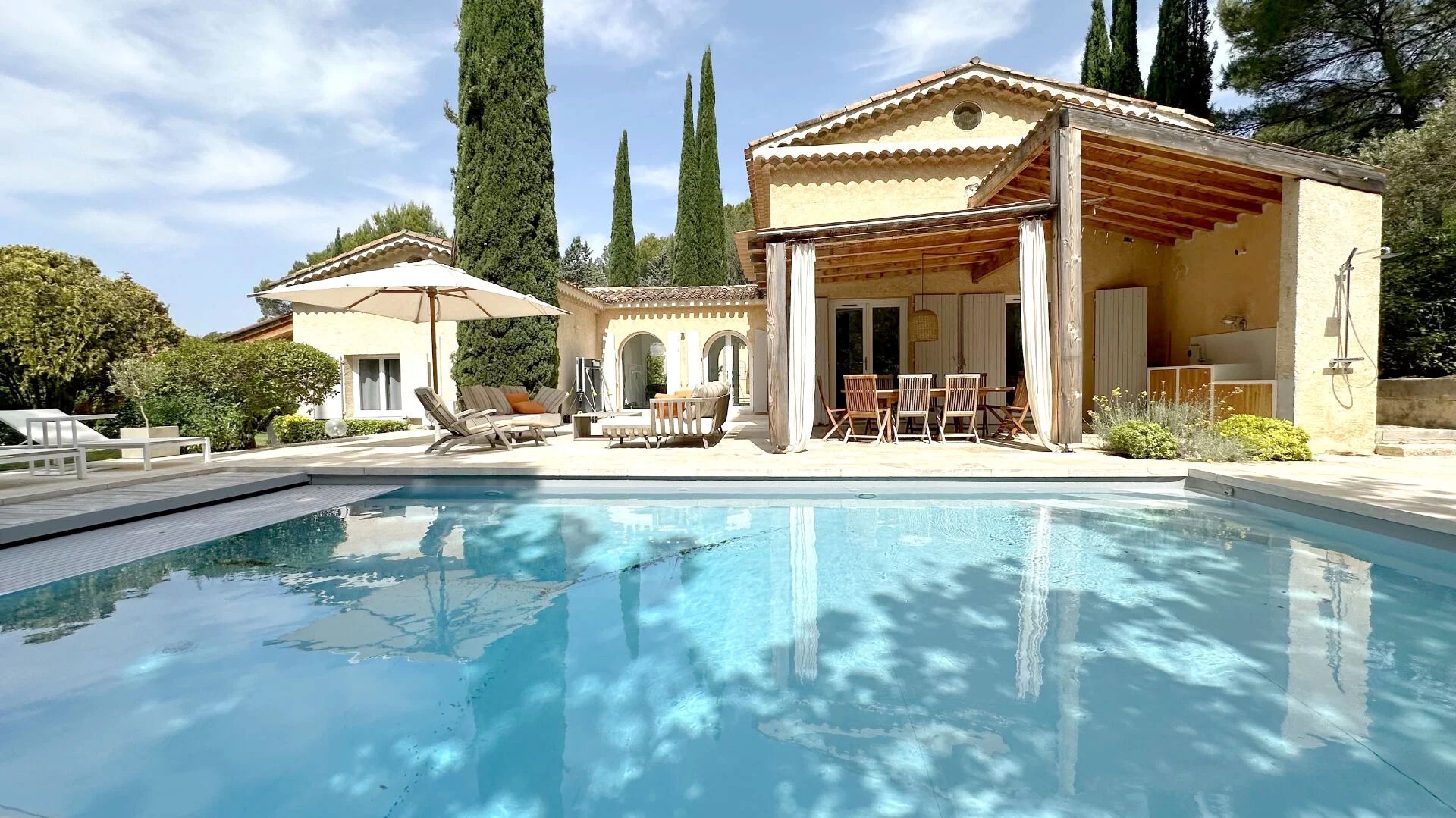 Maison Aix En Provence 10 pièce(s) 281 m2
