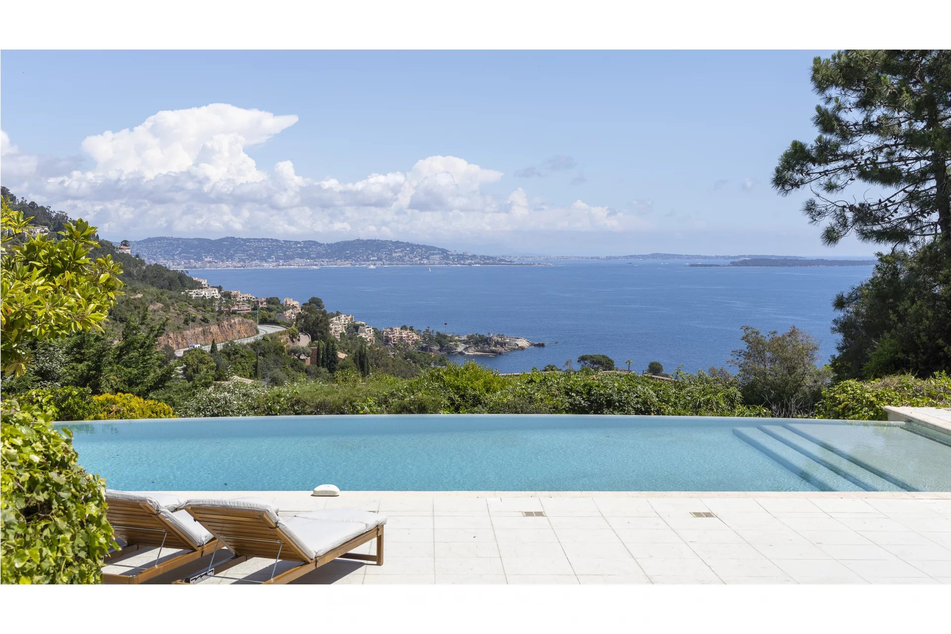 Sale House Théoule-sur-Mer