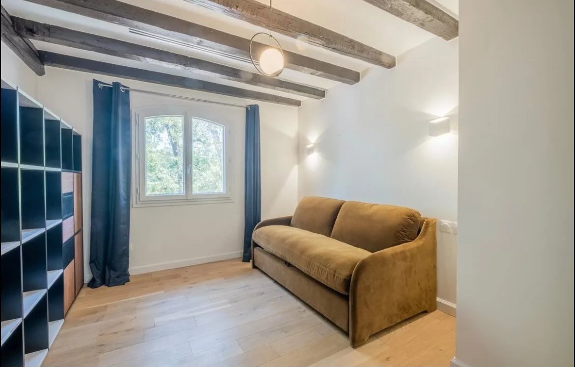 Villa de 6 chambres dans un domaine renommé et sécurisé 17