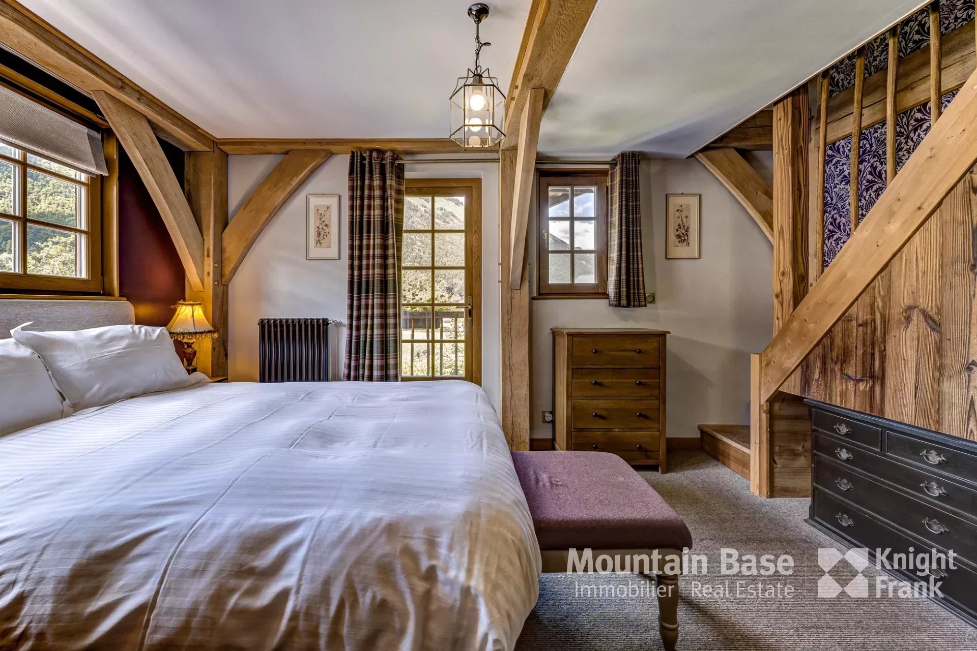 Photo of 6 bedroom chalet Morzine