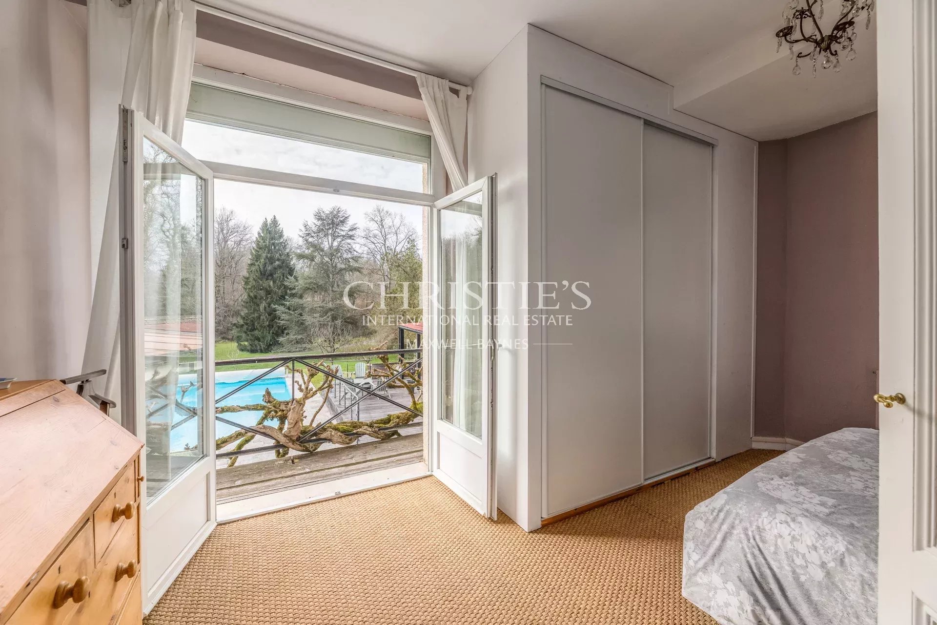 5 Bedroom Villa/Townhouse's Image 22