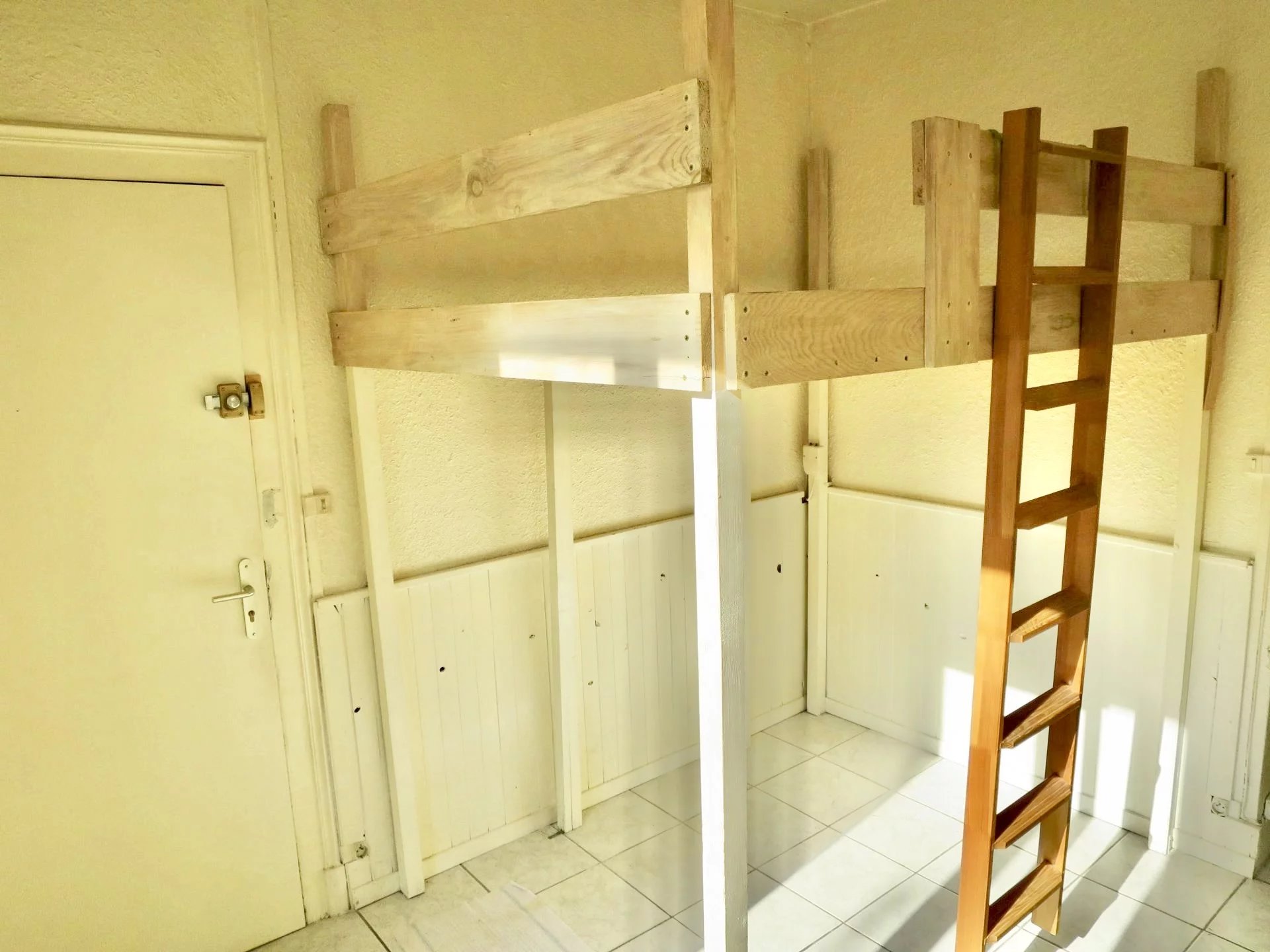 STUDIO + Kitchenette RUE DU DRAC - GRENOBLE
