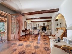 A country estate surrounded by nature — photo 6 of 7