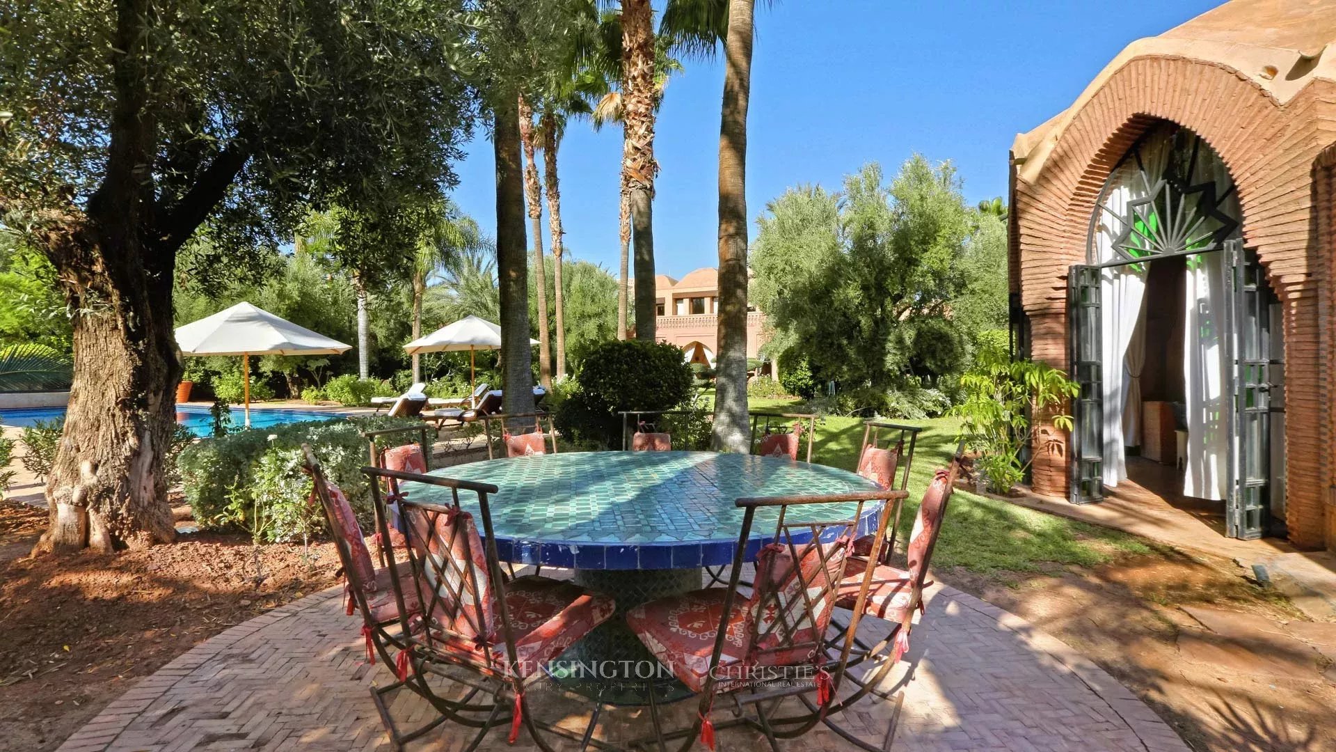 8 Bedroom Villa/Townhouse's Image 17