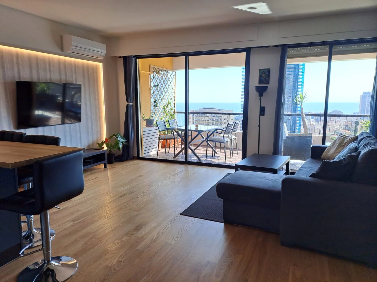 Beausoleil, 2 Pièces avec une terrasse de 17m² vue mer