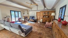 6 ROOMS HOUSE OF 200 m² IN A QUIET LOCATION + POOL – MOUANS-SARTOUX — photo 5 of 7