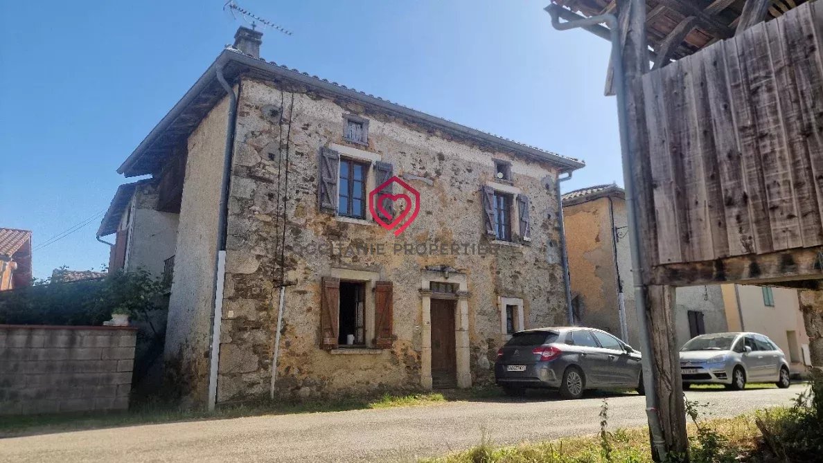 Maison de village de 85 m² avec grange de 90 m² Secteur Saint-Girons