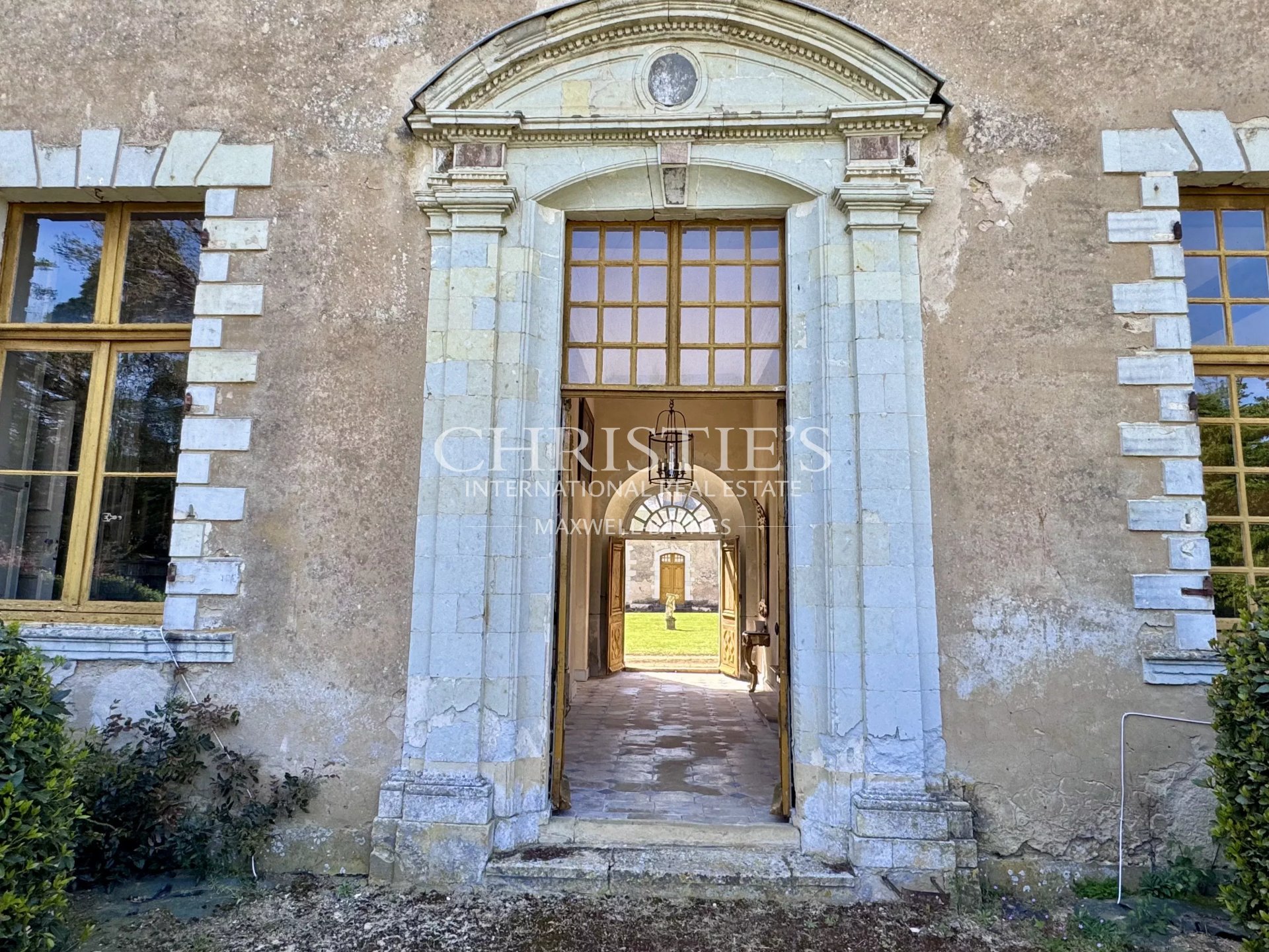 9 Bedroom Chateau's Image 24