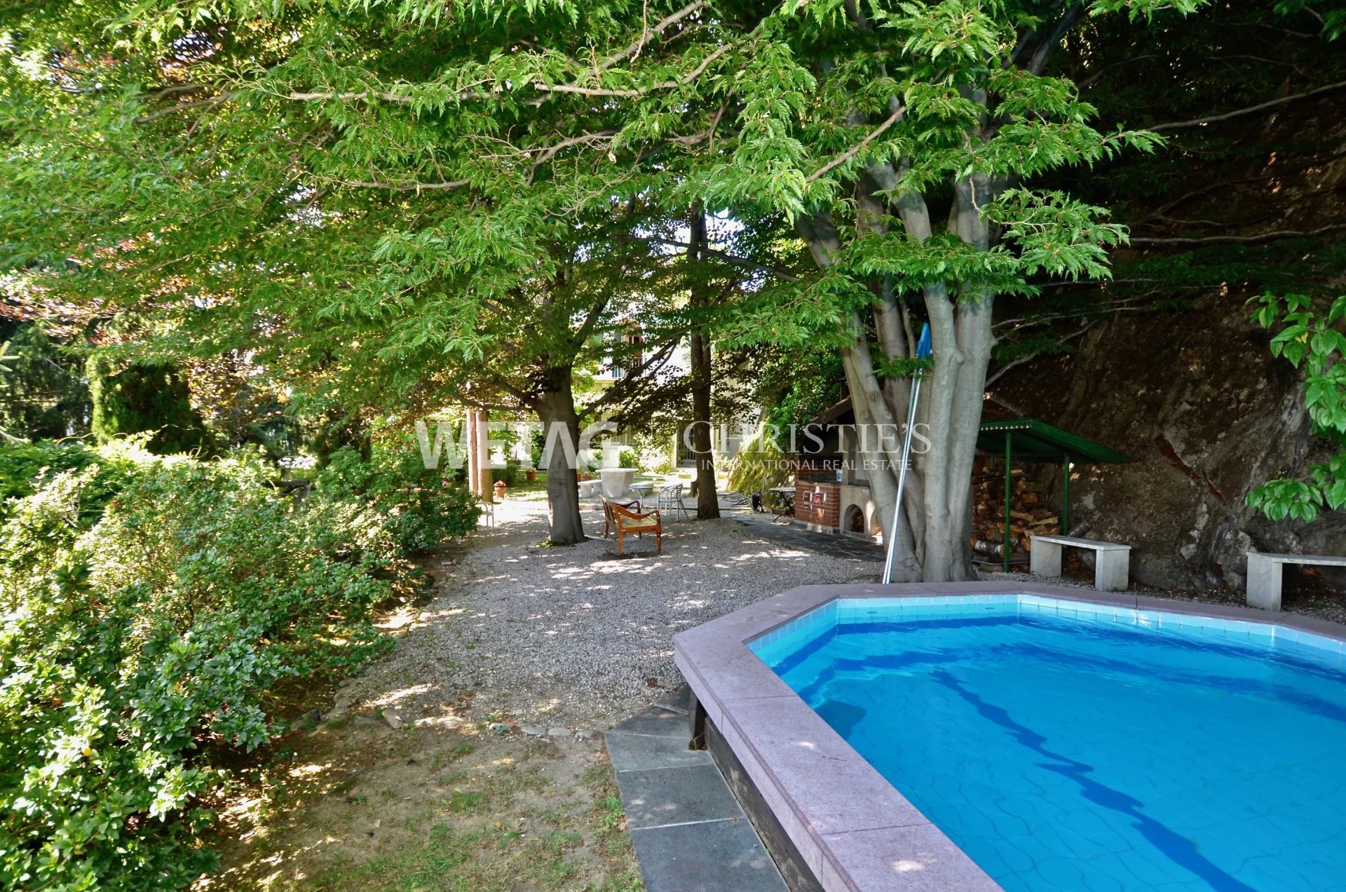 8 Bedroom Villa/Townhouse's Image 6