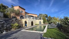 Tanneron villa with pool and absolute peace in forest — photo 1 of 7