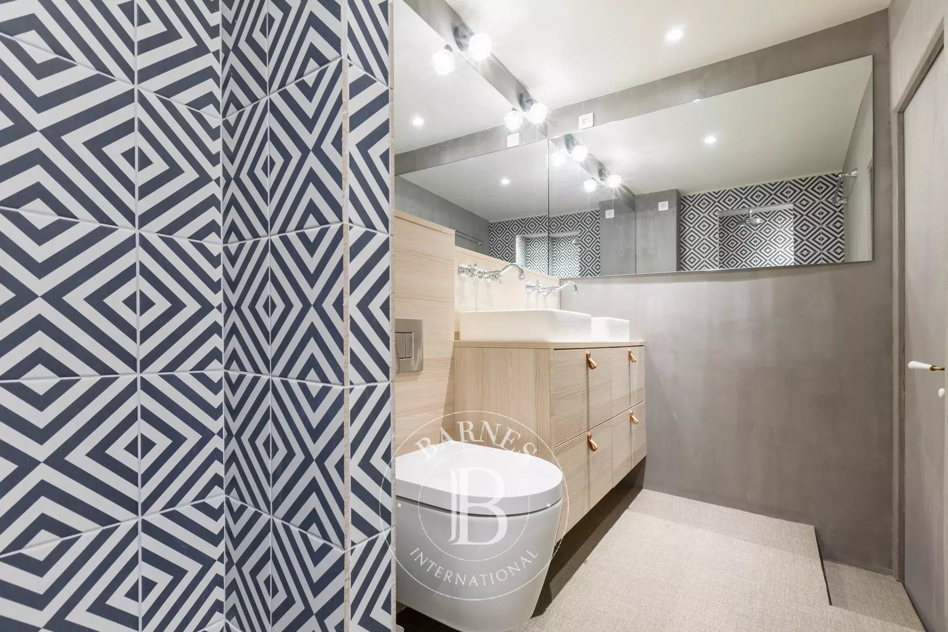 Daire Paris 3ème - picture 8