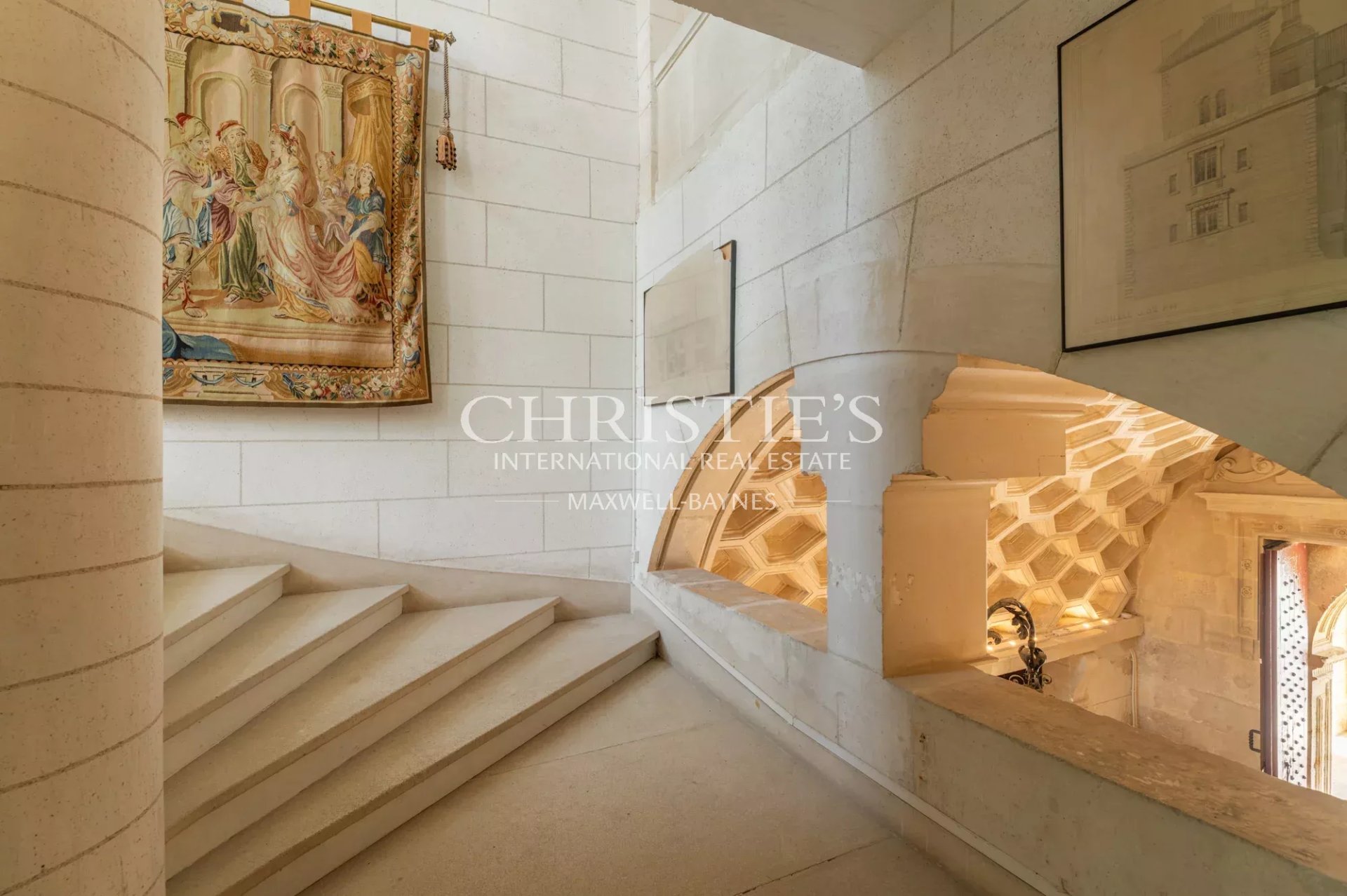 9 Bedroom Chateau's Image 20