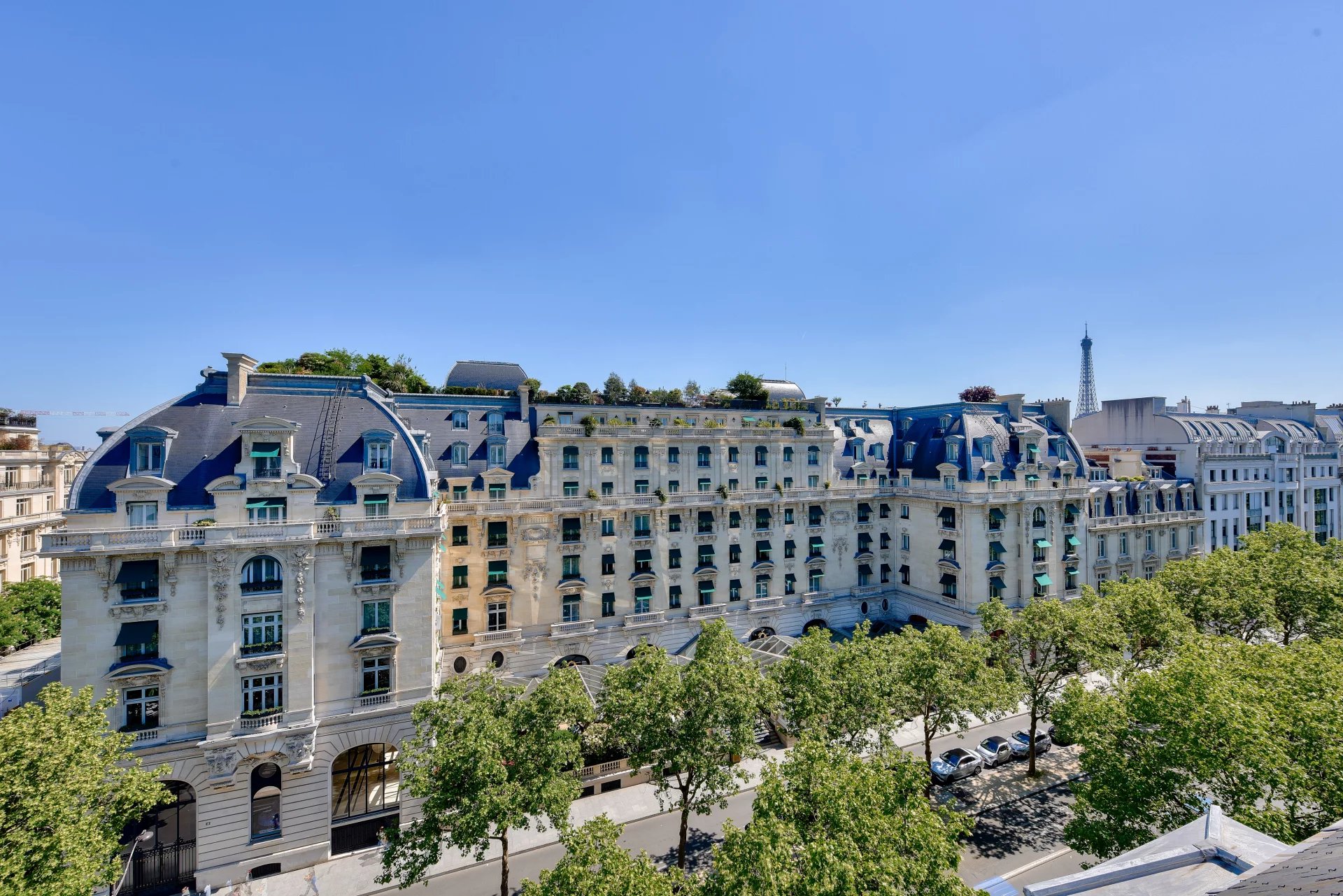 Sale Apartment Paris 16th