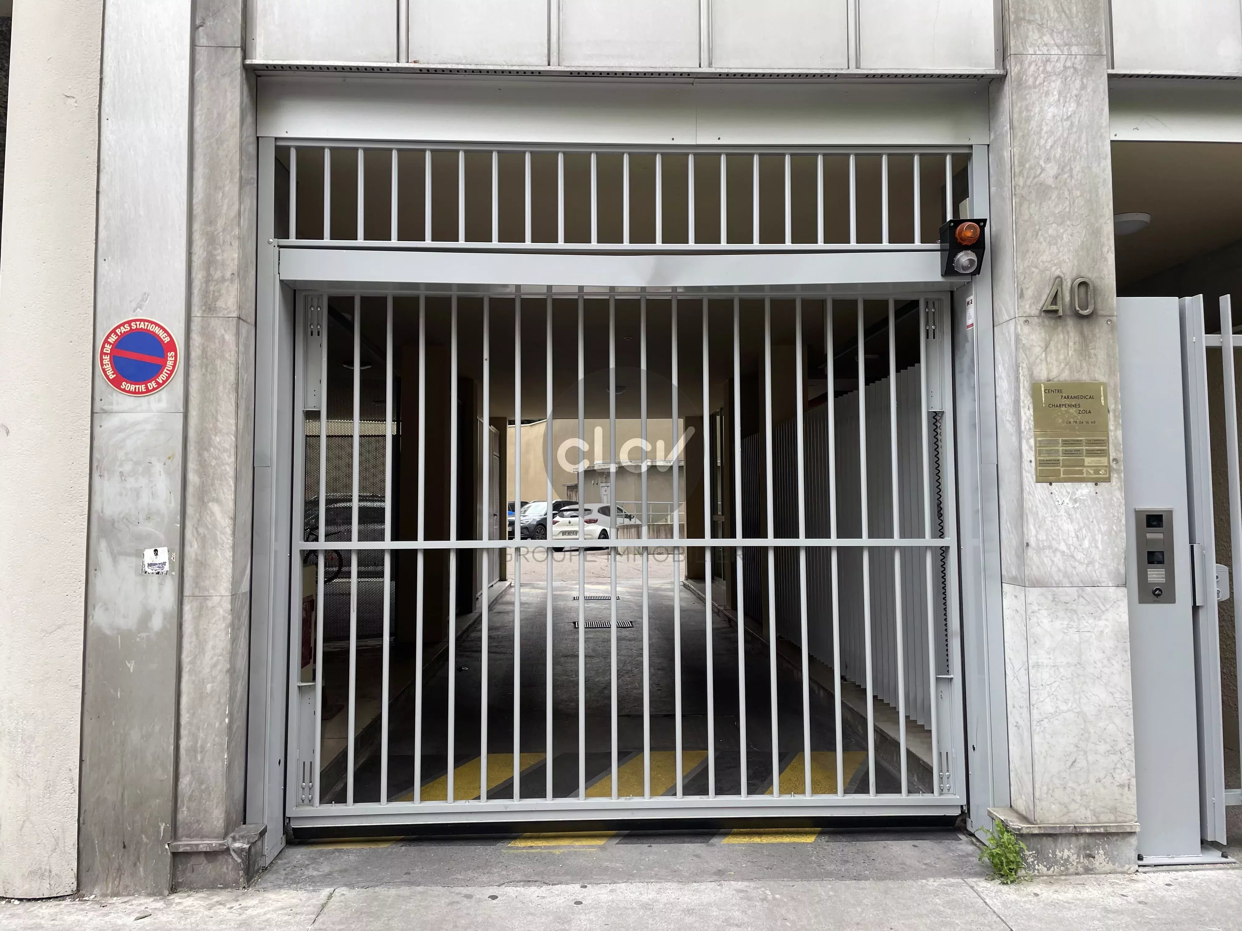 PLACE DE PARKING SECURISEE  COURS EMILE ZOLA VILLEURBANNE