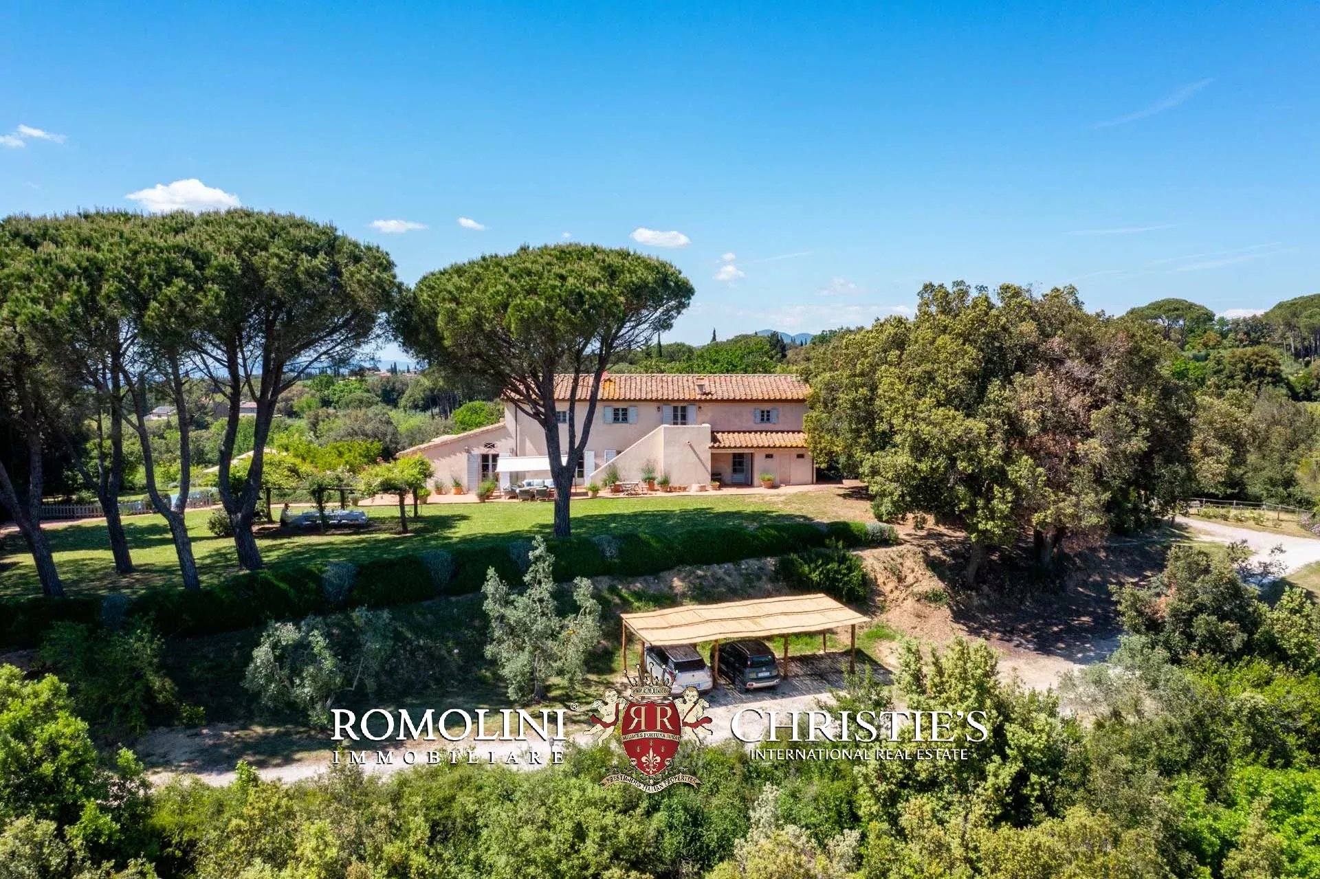 EQUESTRIAN SEA VIEW WINE ESTATE WITH VINEYARDS FOR SALE CLOSE TO BOLGHERI, TUSCANY