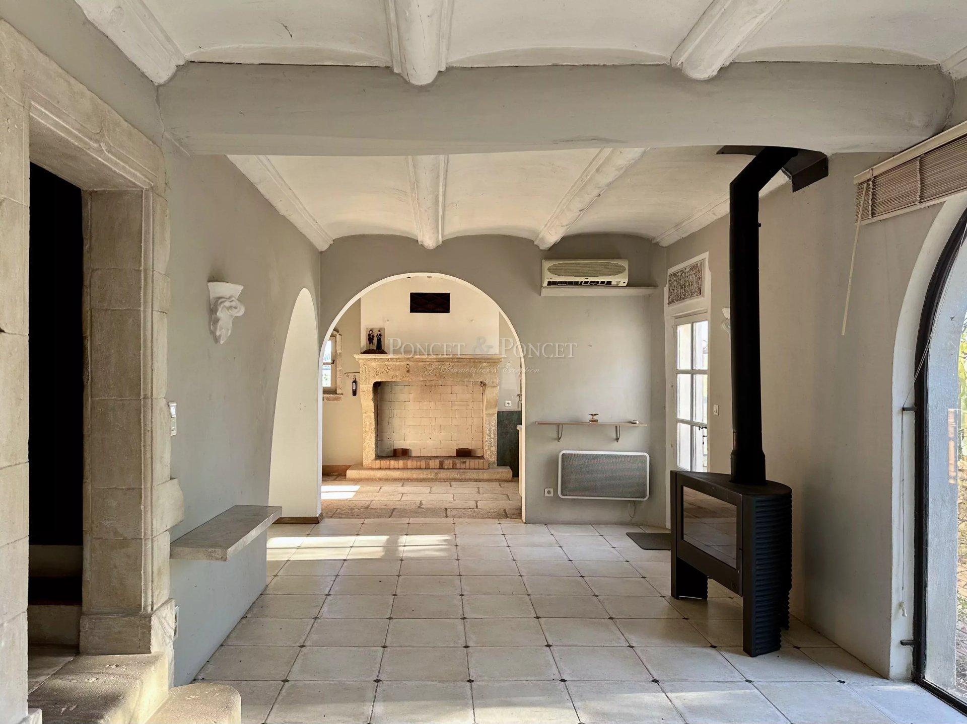 4 Bedroom Villa/Townhouse's Image 10