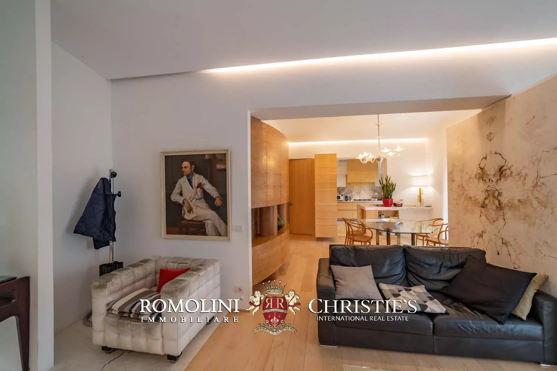 11 Bedroom Villa/Townhouse's Image 49