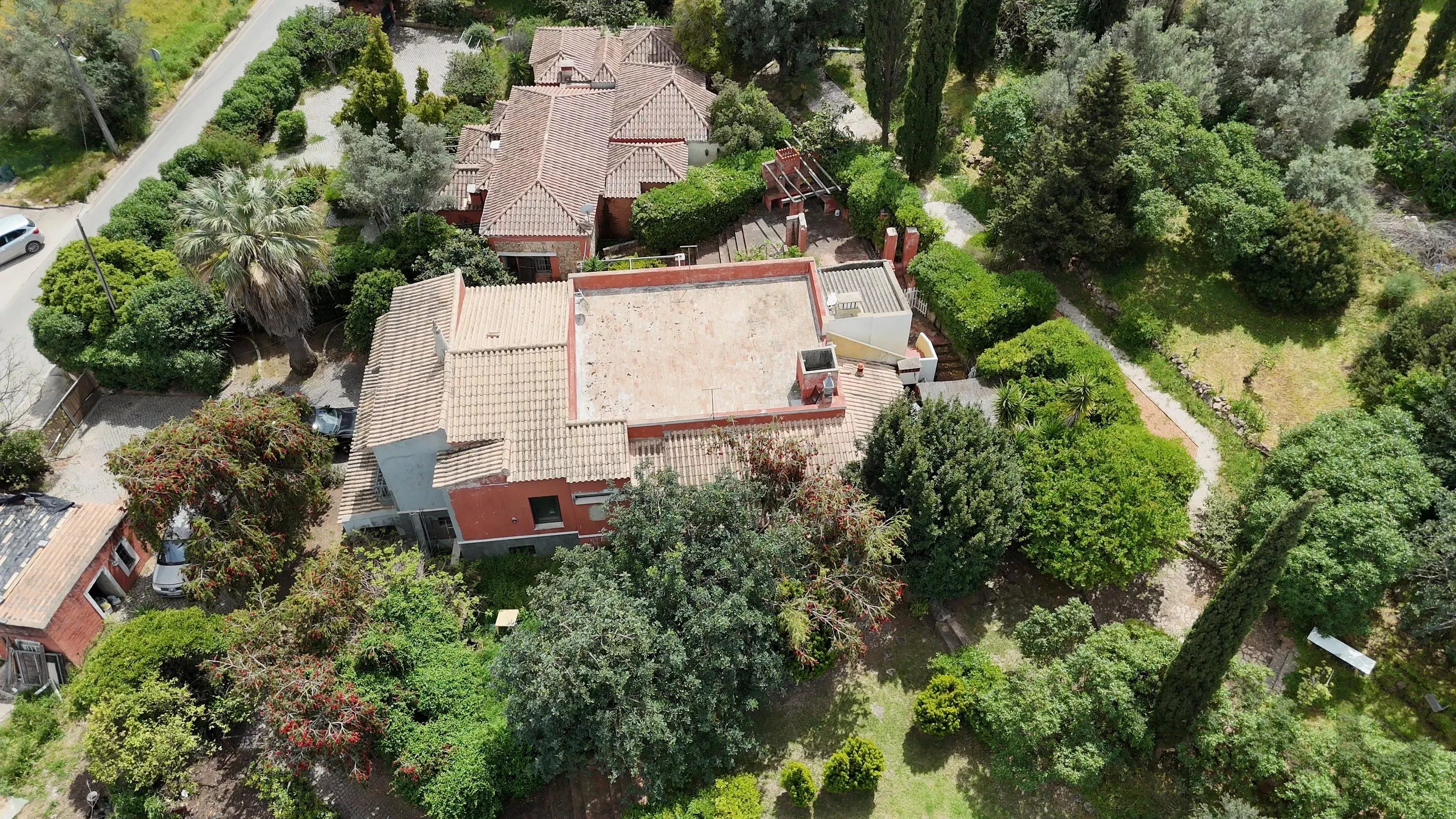 Country Estate with Pool, 4-Bedroom Main House and Three 1-Bedroom Cottages in Olhão 86832037 image 47