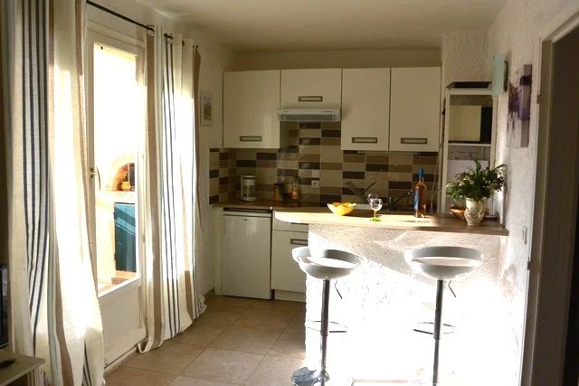 EXCLUSIVITÉ – CAVALAIRE-SUR-MER – STUDIO DE 23 M² AVEC BALCON — photo 3