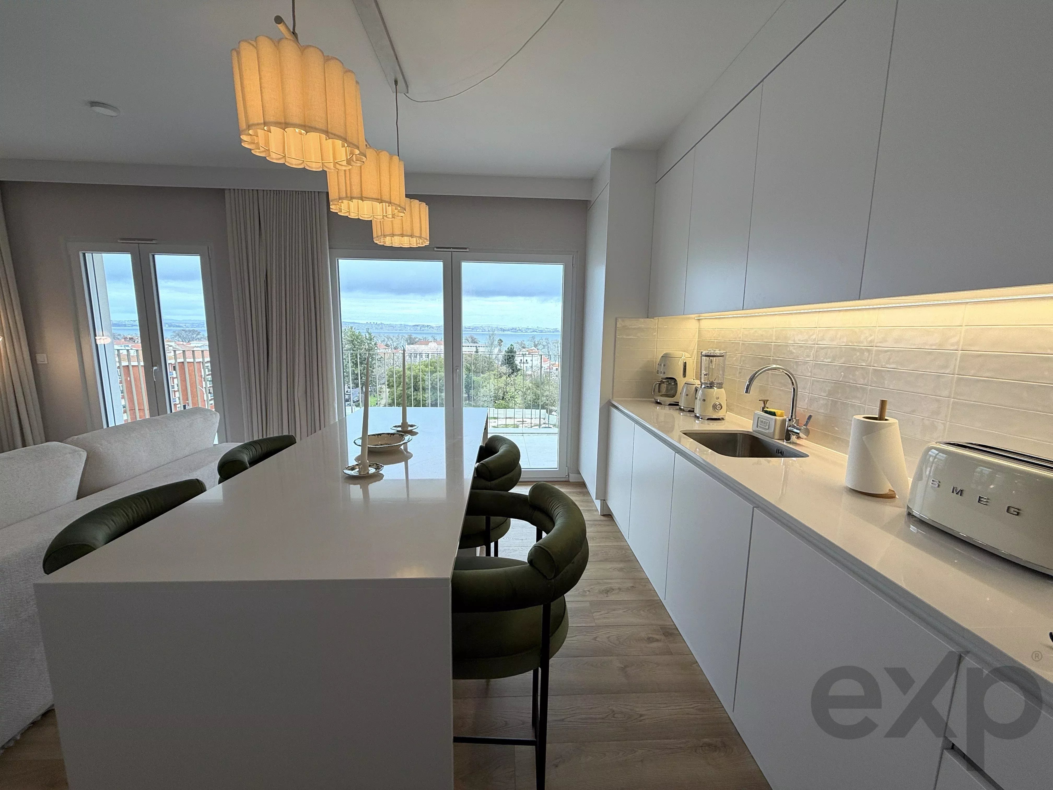 2-BEDR. SUITE, POOL, BALCONY, GARAGE 86647813 image 6
